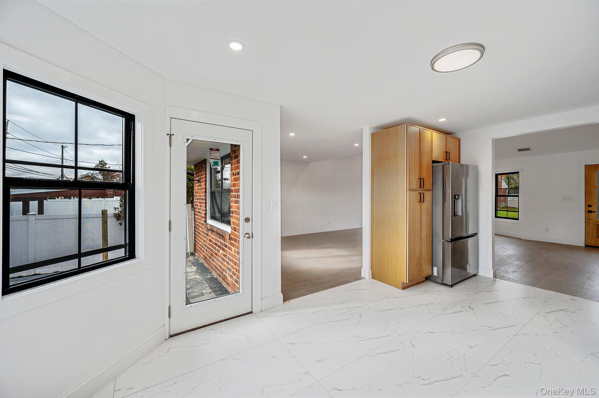 556 N Suffolk Avenue, Massapequa, NY 11758