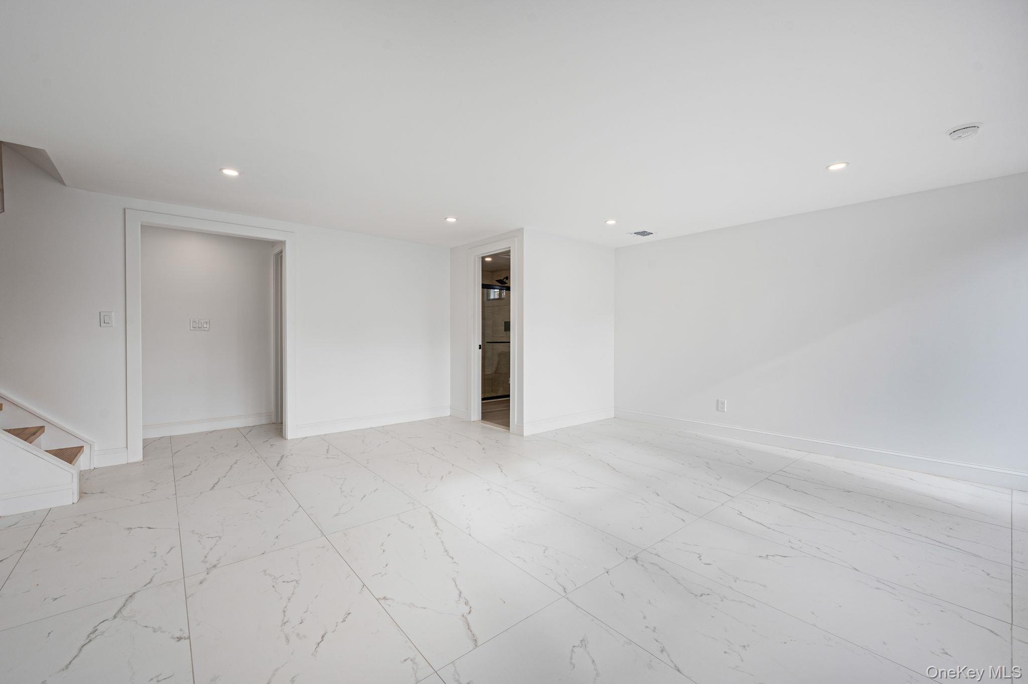 556 N Suffolk Avenue, Massapequa, NY 11758