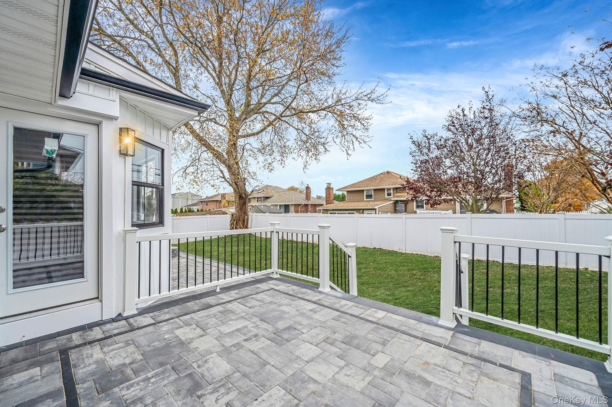 556 N Suffolk Avenue, Massapequa, NY 11758