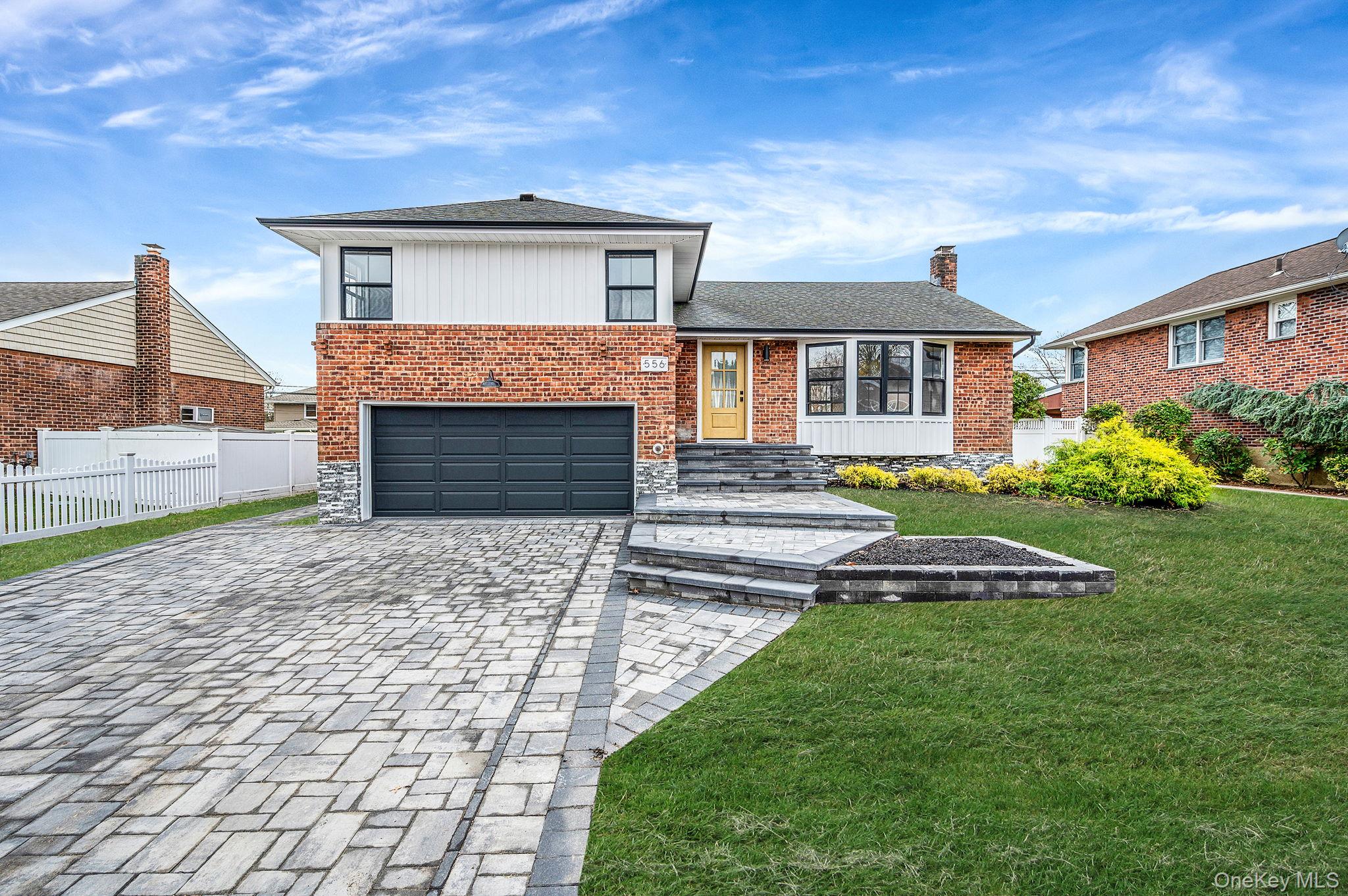 556 N Suffolk Avenue, Massapequa, NY 11758