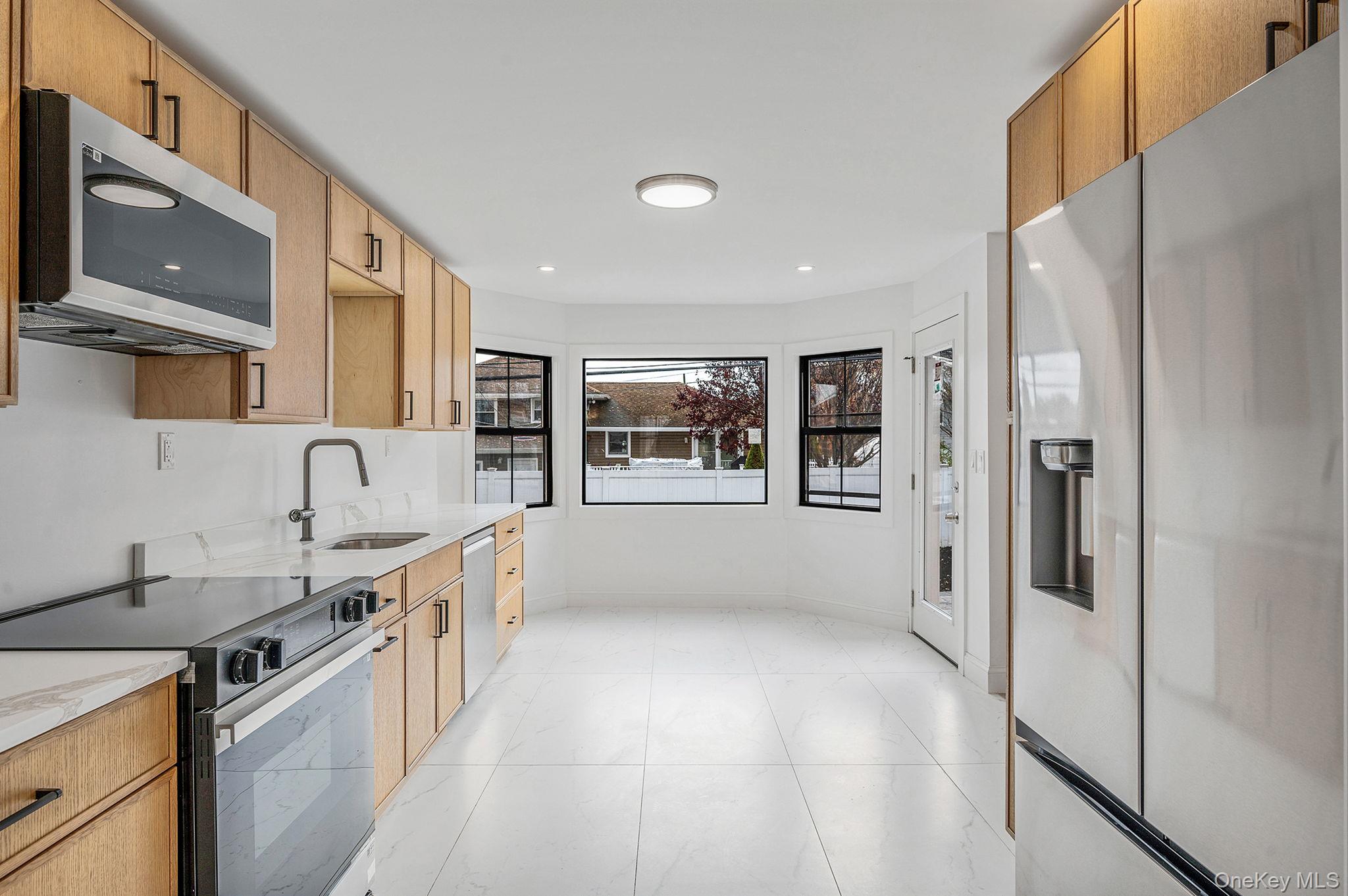 556 N Suffolk Avenue, Massapequa, NY 11758