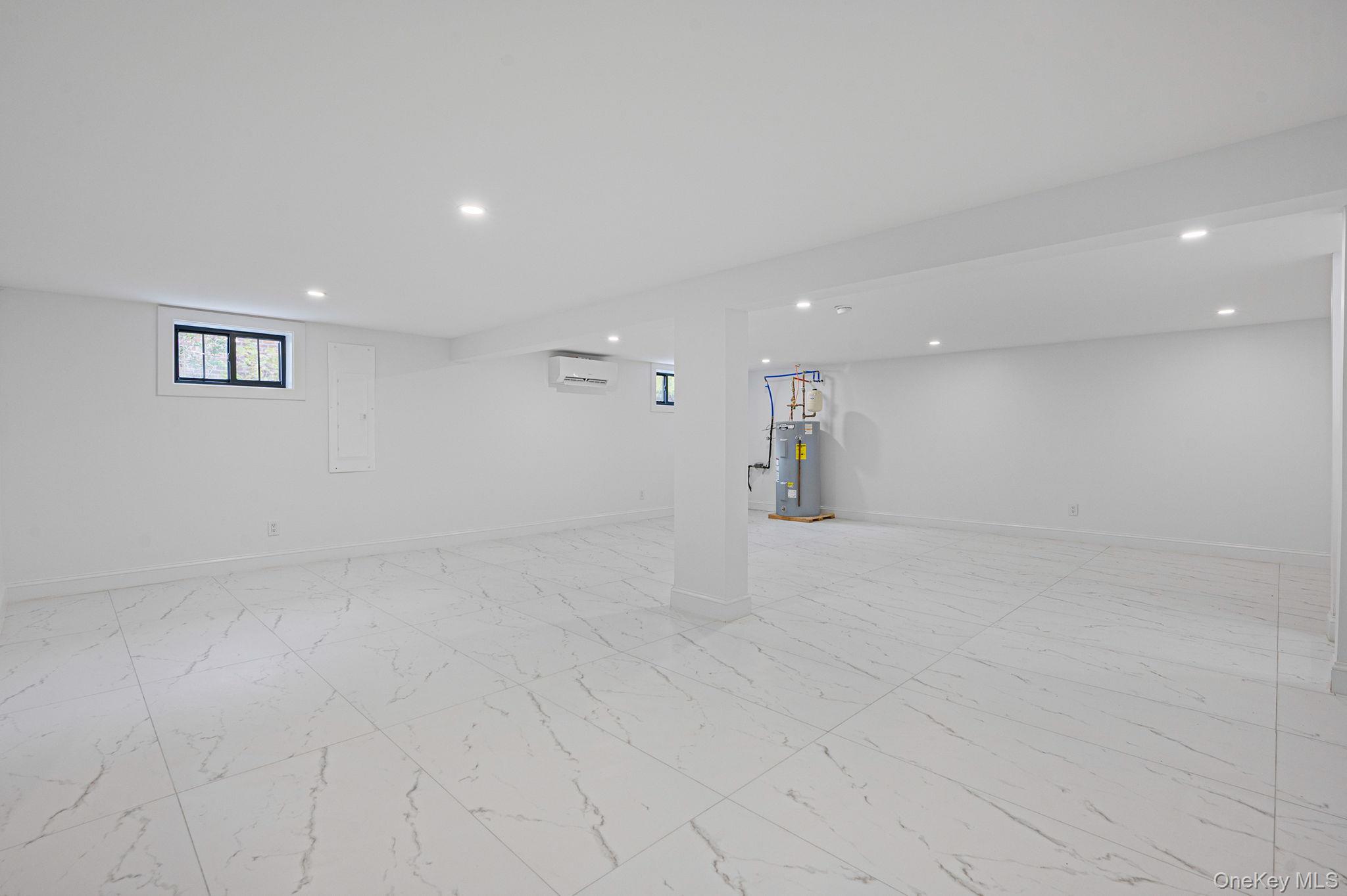 556 N Suffolk Avenue, Massapequa, NY 11758