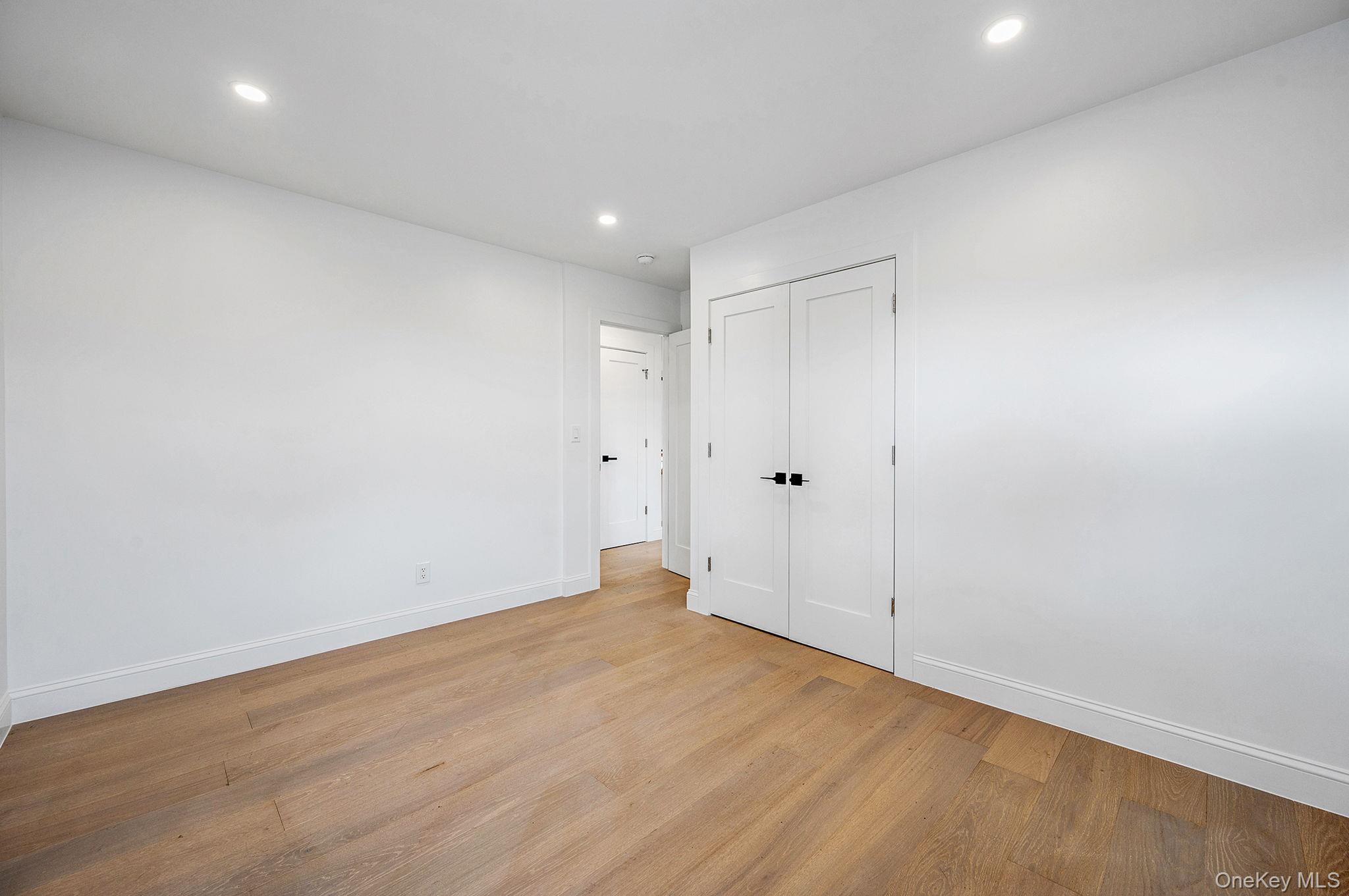 556 N Suffolk Avenue, Massapequa, NY 11758