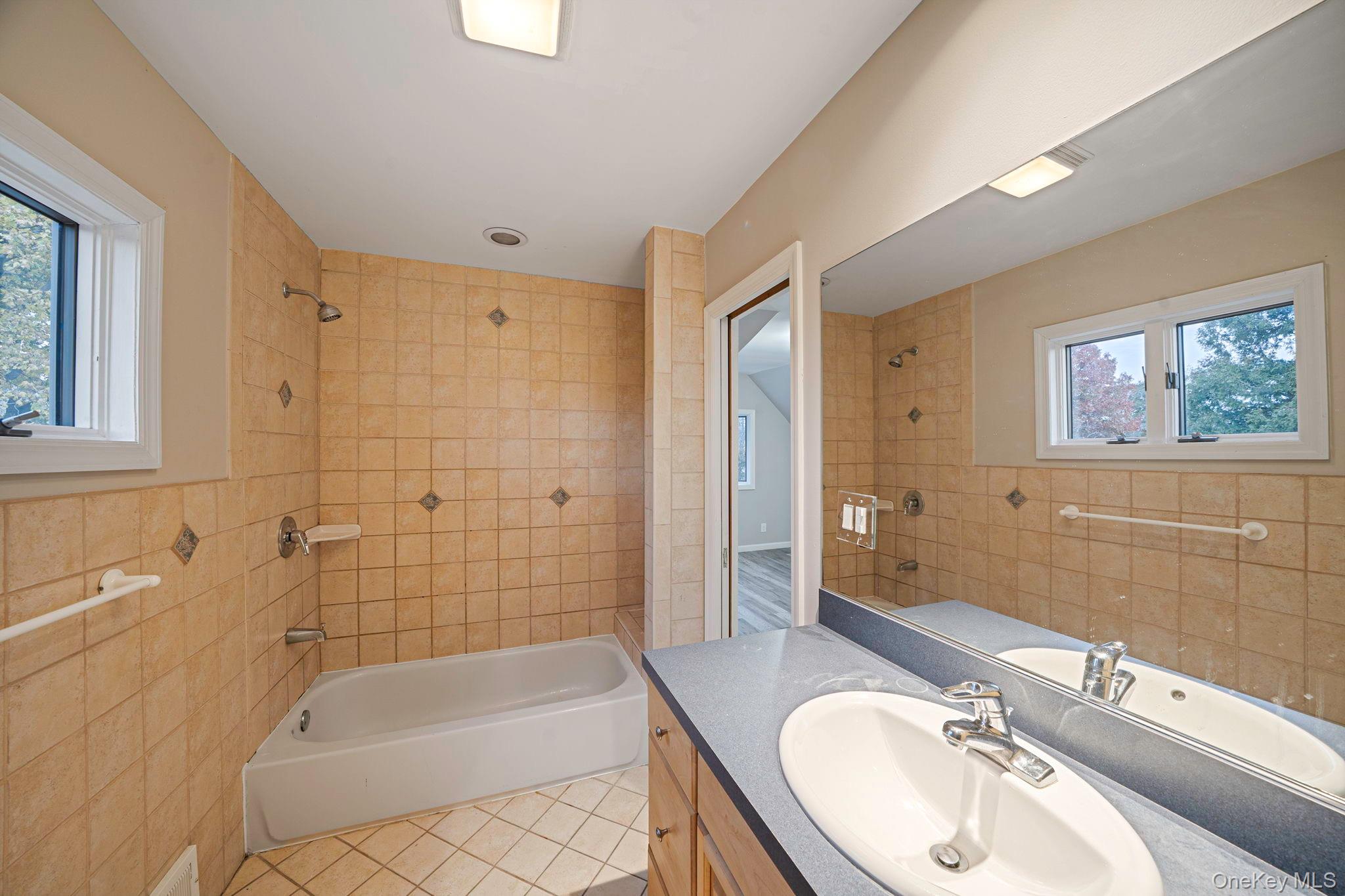 4 Sibley Place, Huntington Station, NY 11746