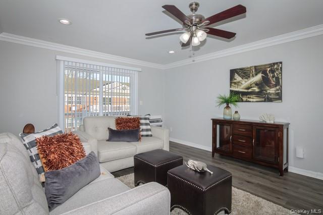 70 Middleton # SF06, Bohemia, NY 11716