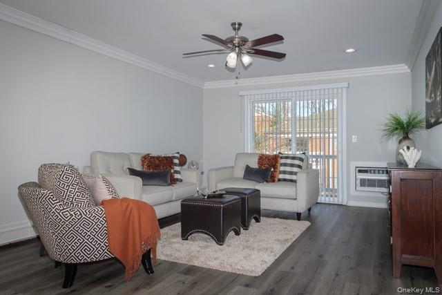 70 Middleton # SF06, Bohemia, NY 11716