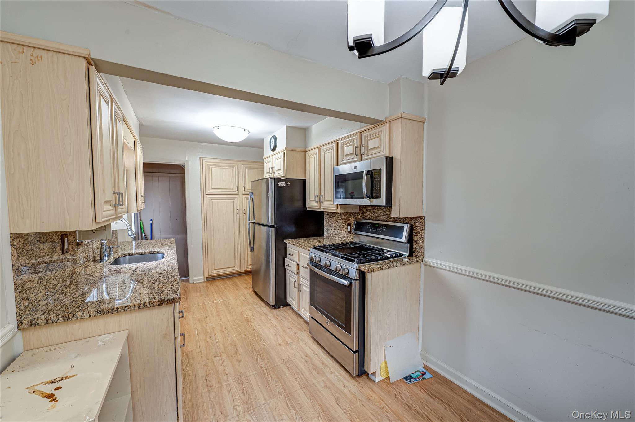 2465 Woodland Avenue, Wantagh, NY 11793