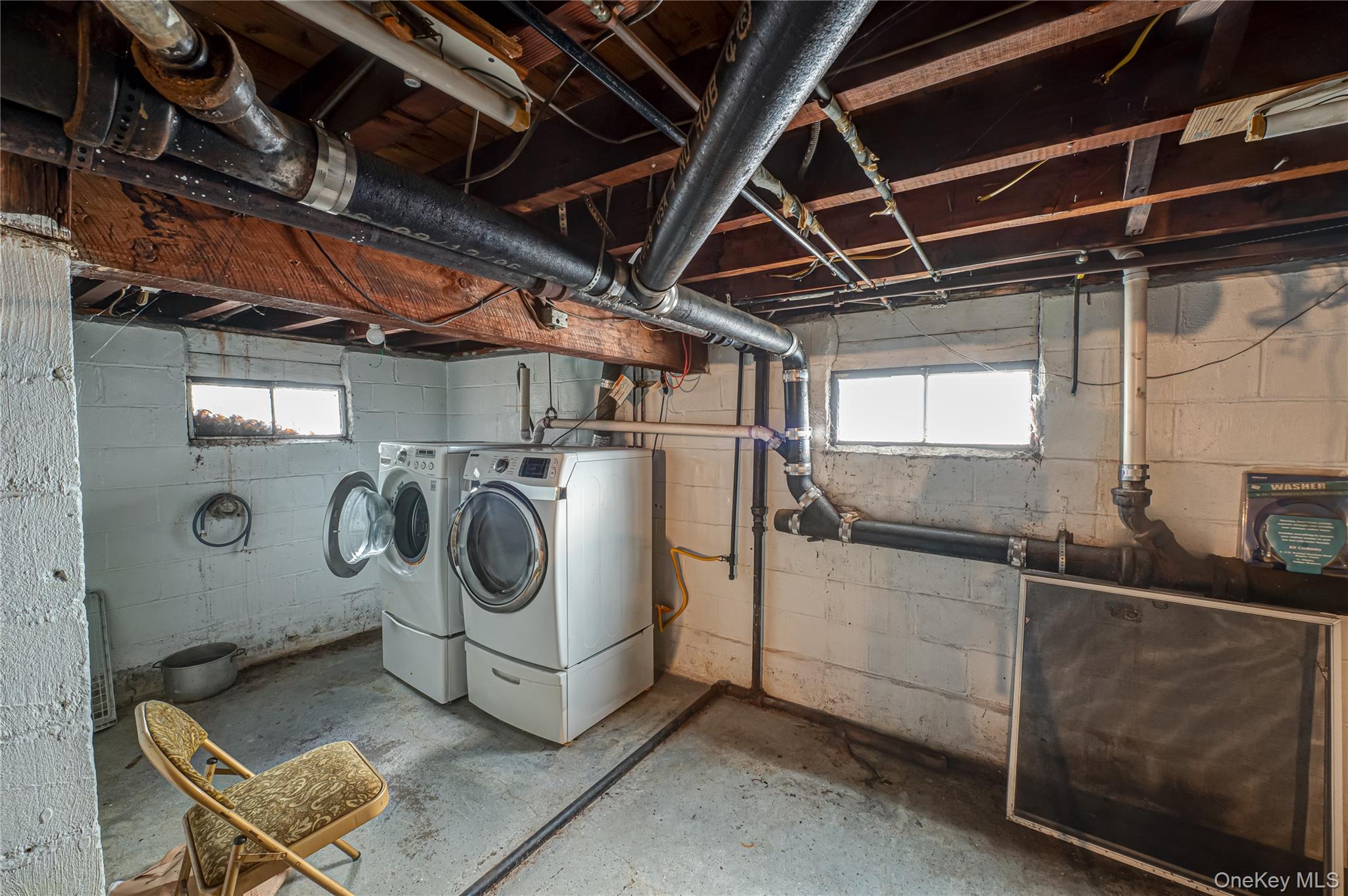 2465 Woodland Avenue, Wantagh, NY 11793