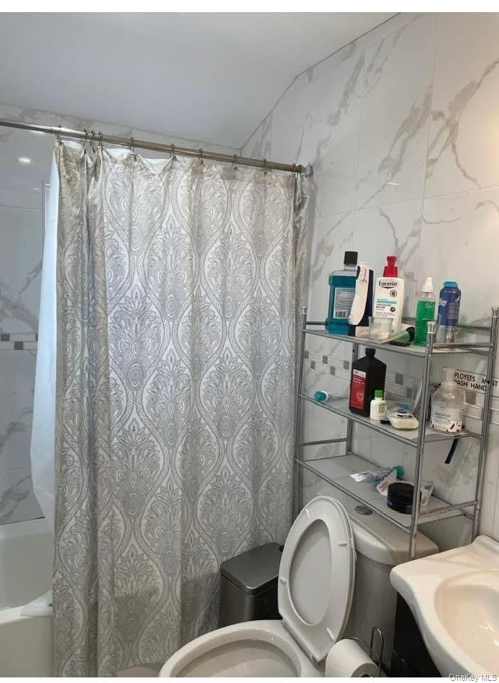 120-36 199 Street, Saint Albans, NY 11412