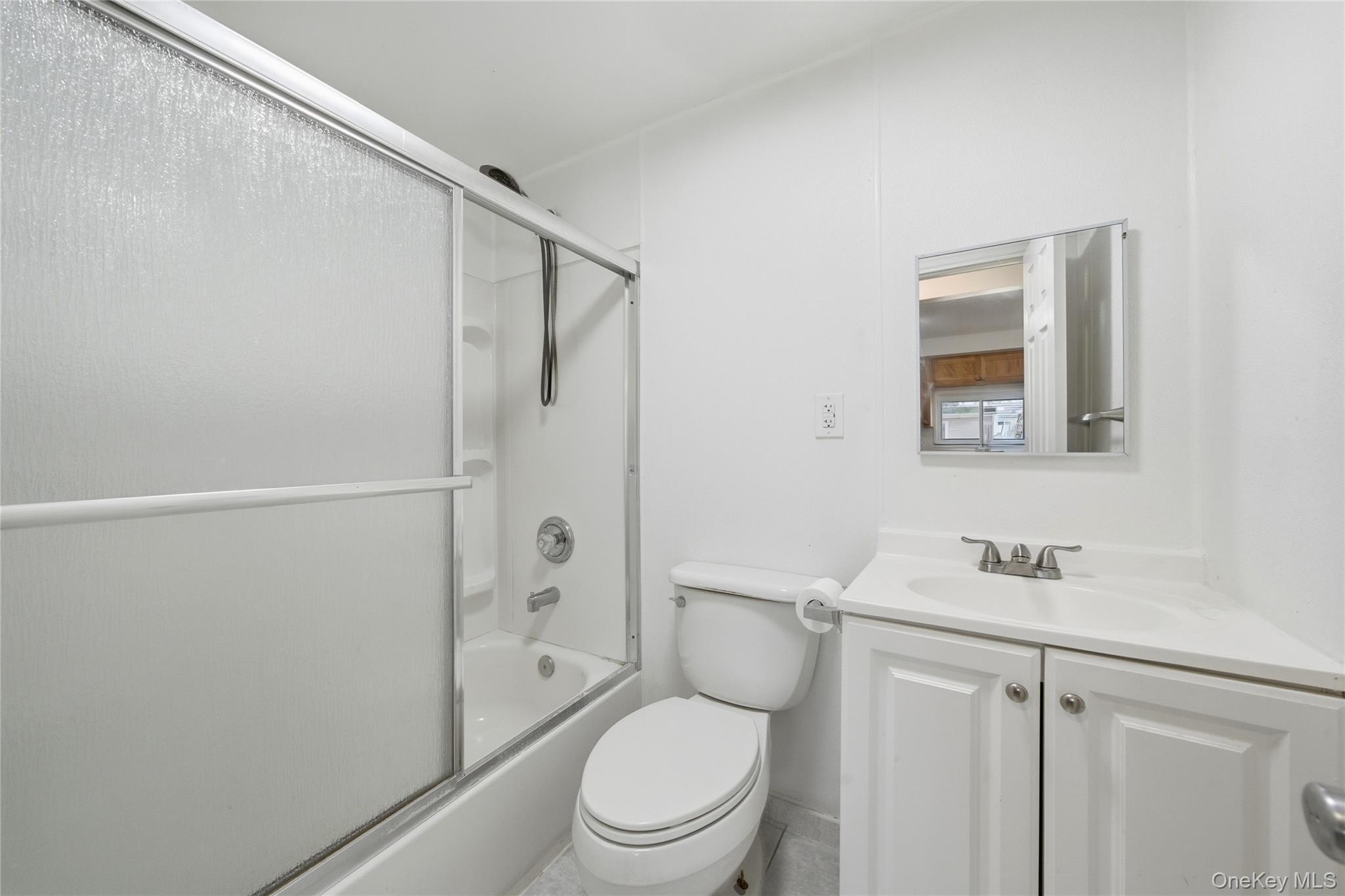 81 Atlantic Avenue, West Sayville, NY 11796