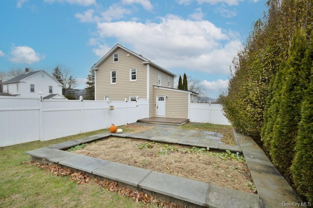 54 Midway Avenue, Amenia, NY 12501