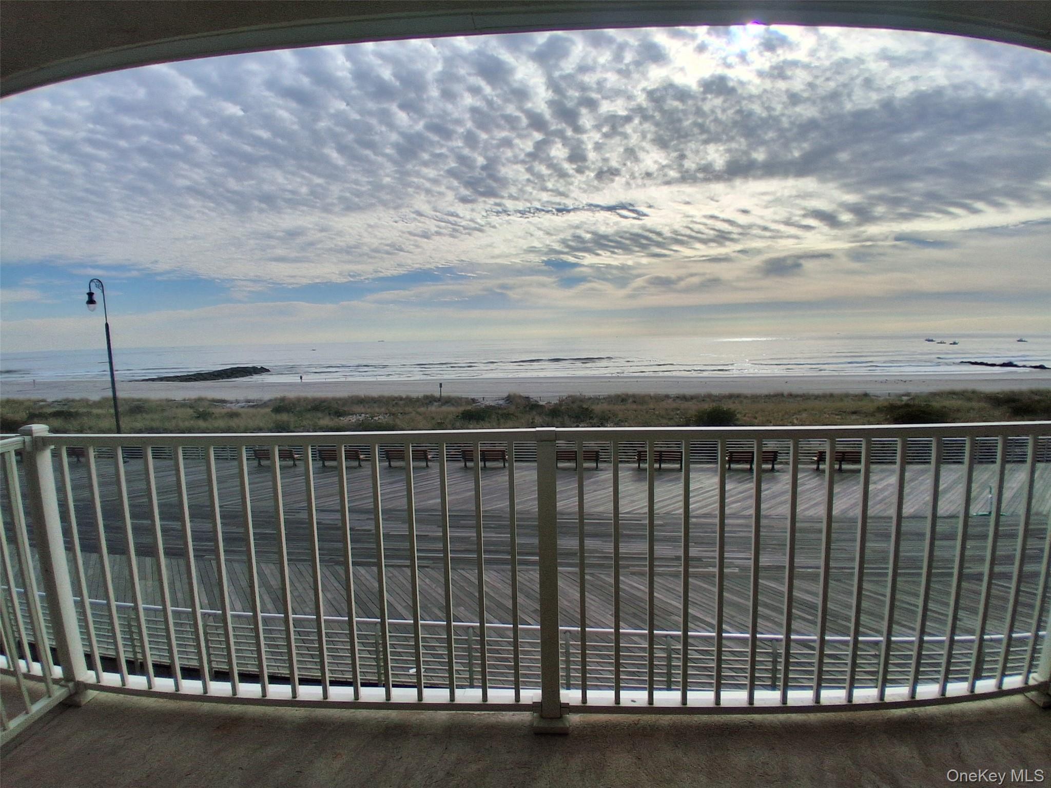 250 Shore Road # 2D, Long Beach, NY 11561