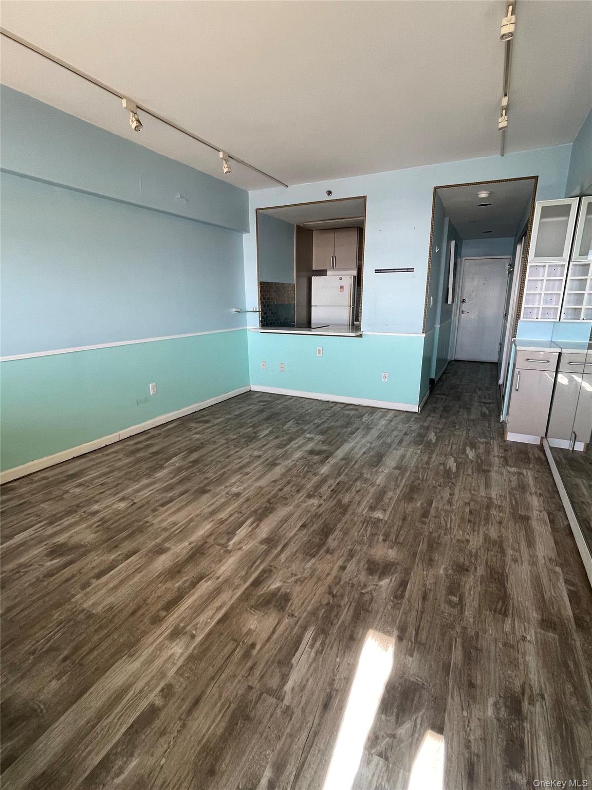 250 Shore Road # 2D, Long Beach, NY 11561