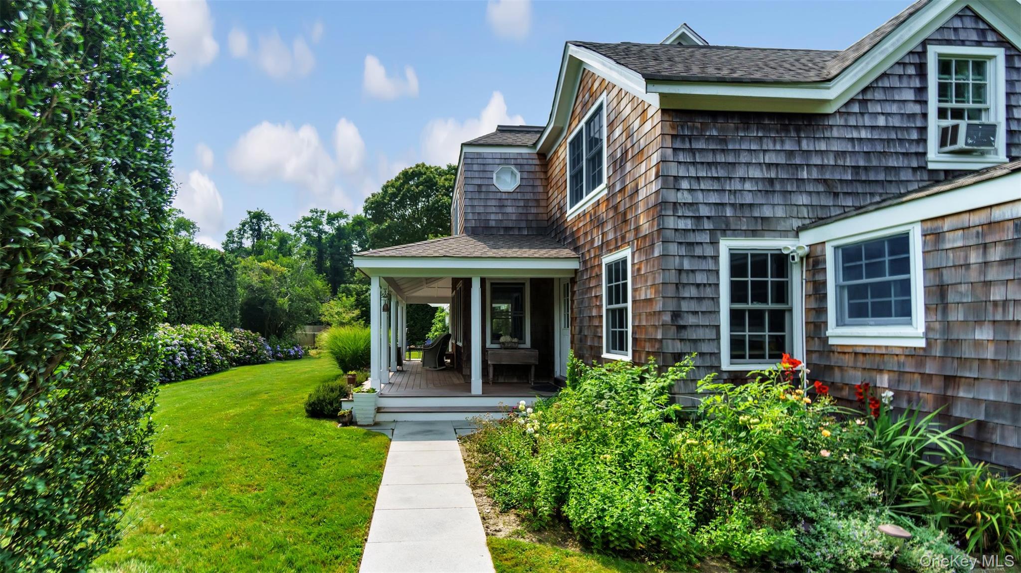 9 Ocame Avenue, Westhampton Beach, NY 11978