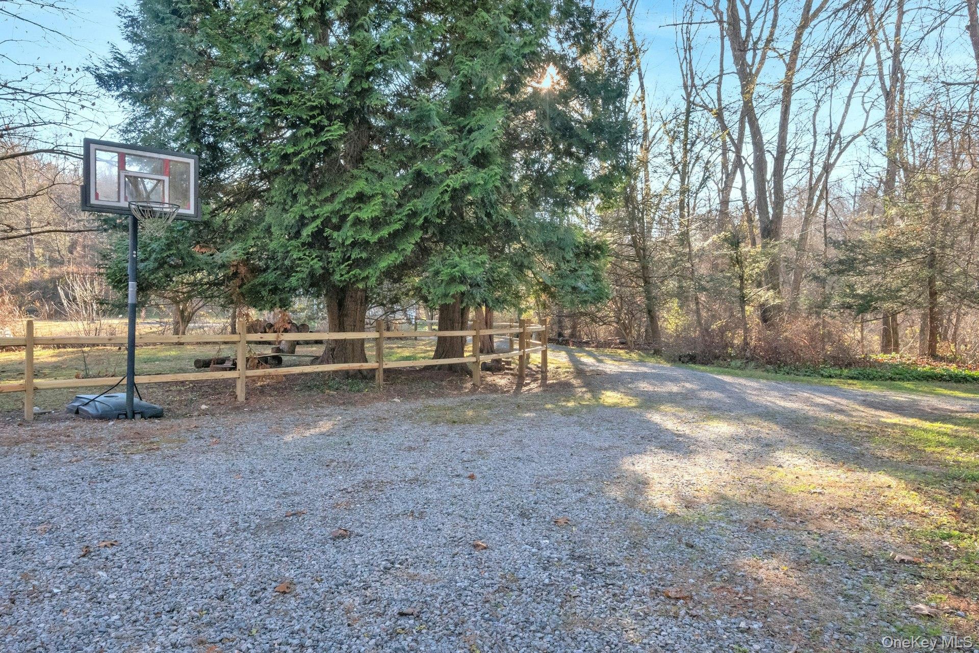 1364 Spring Valley Road, Ossining, NY 10562