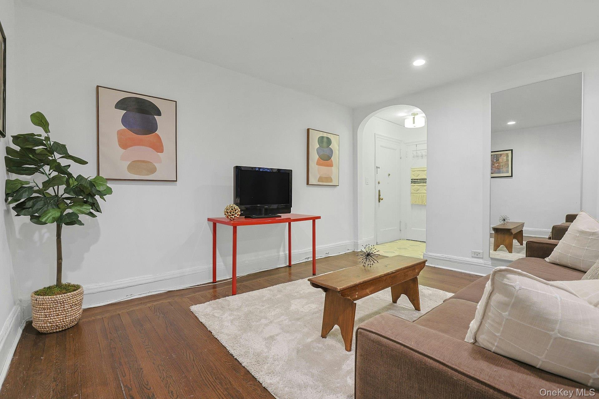 1273 North Avenue # 1F-#8, New Rochelle, NY 10804