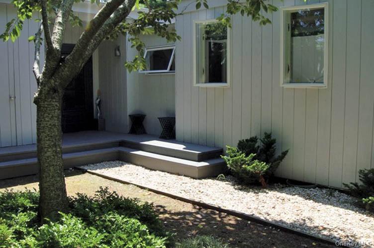 59 Hildreth Lane, Bridgehampton, NY 11932