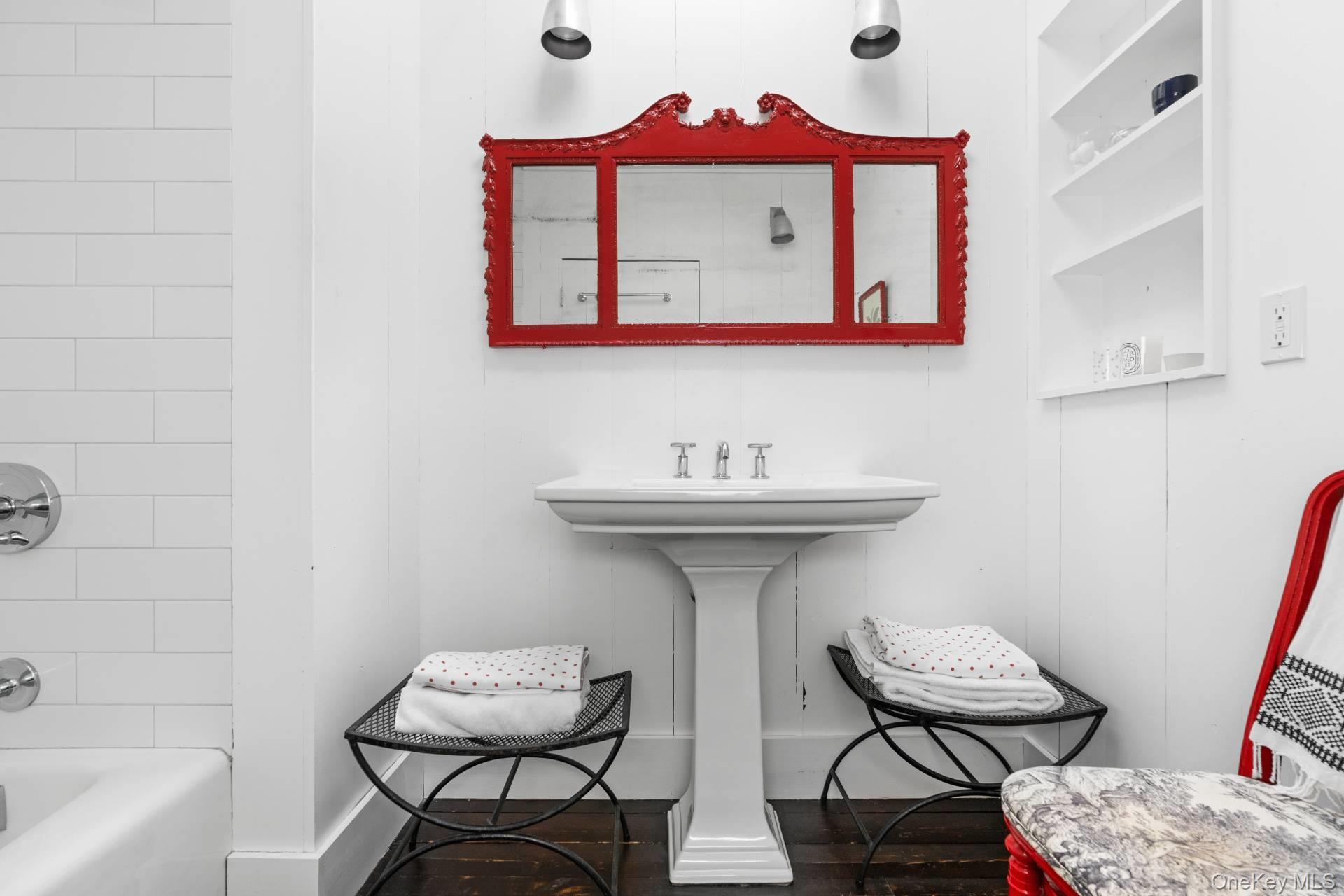 59 Hildreth Lane, Bridgehampton, NY 11932