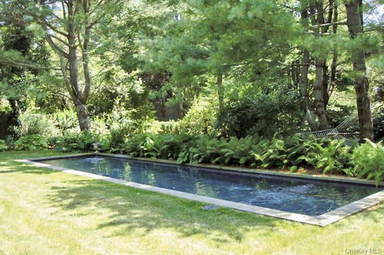 59 Hildreth Lane, Bridgehampton, NY 11932