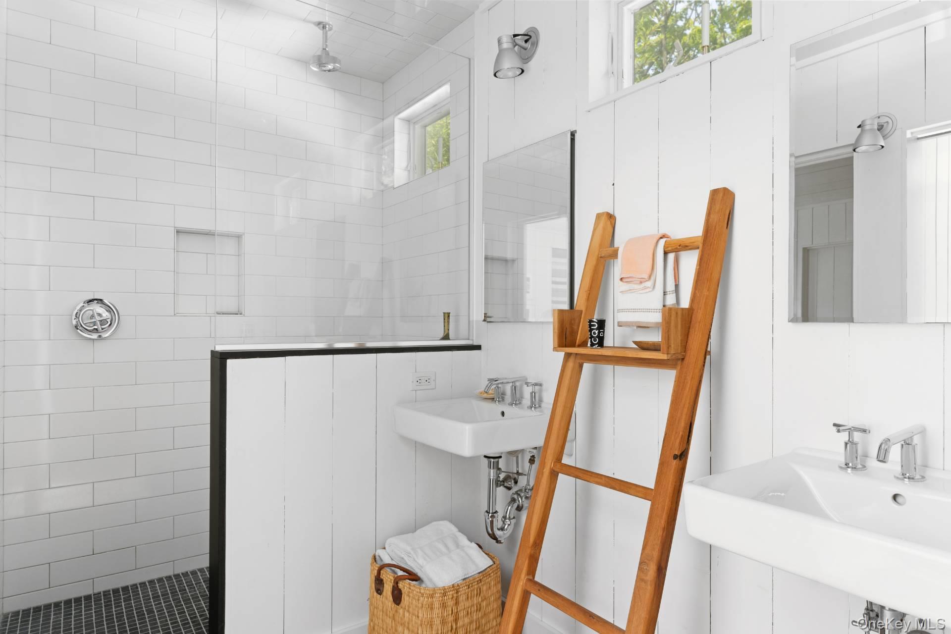 59 Hildreth Lane, Bridgehampton, NY 11932