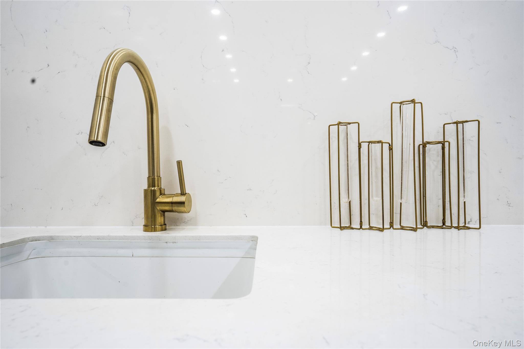 41 Throop Avenue # 6, Brooklyn, NY 11206