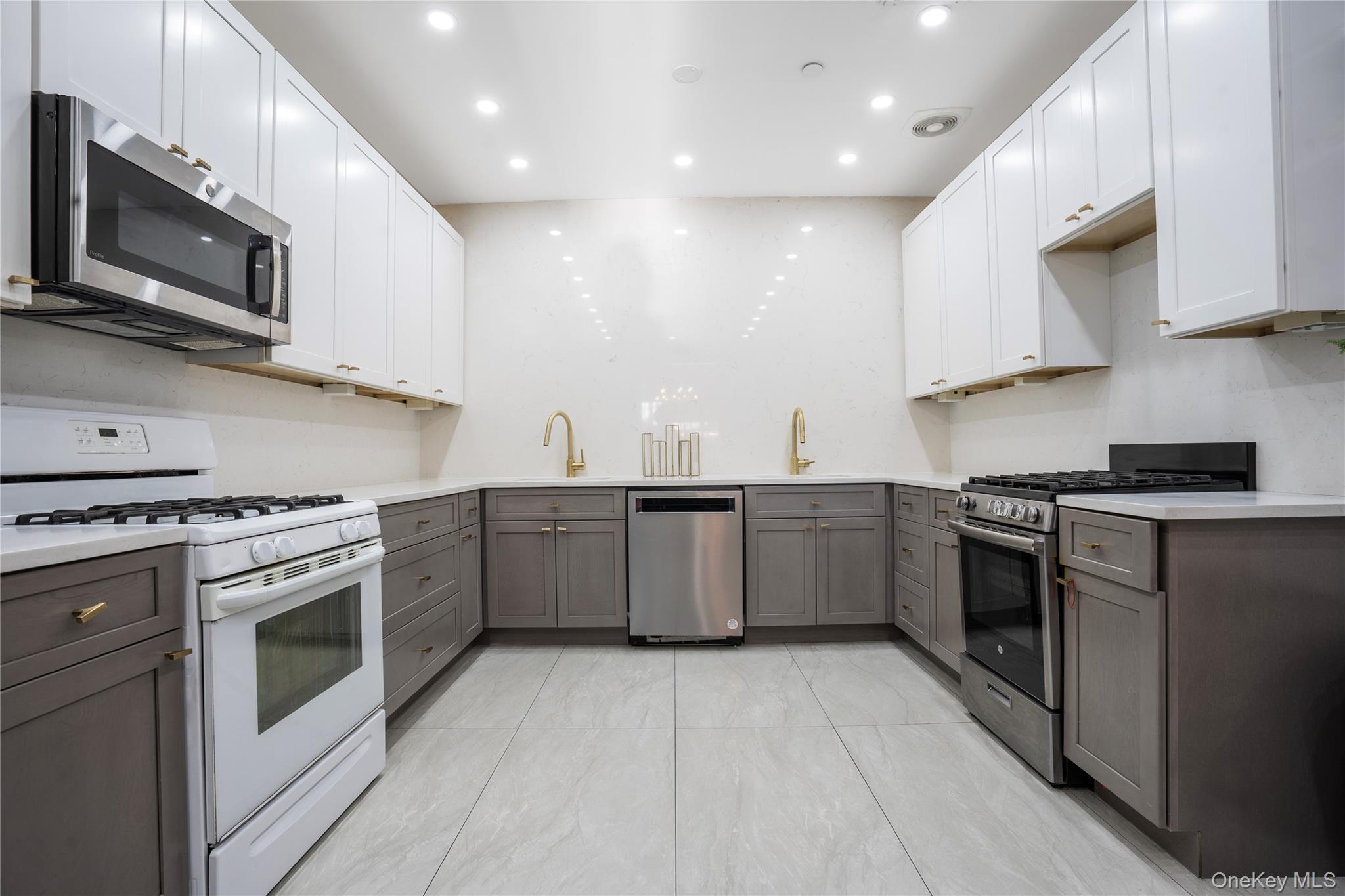 41 Throop Avenue # 6, Brooklyn, NY 11206