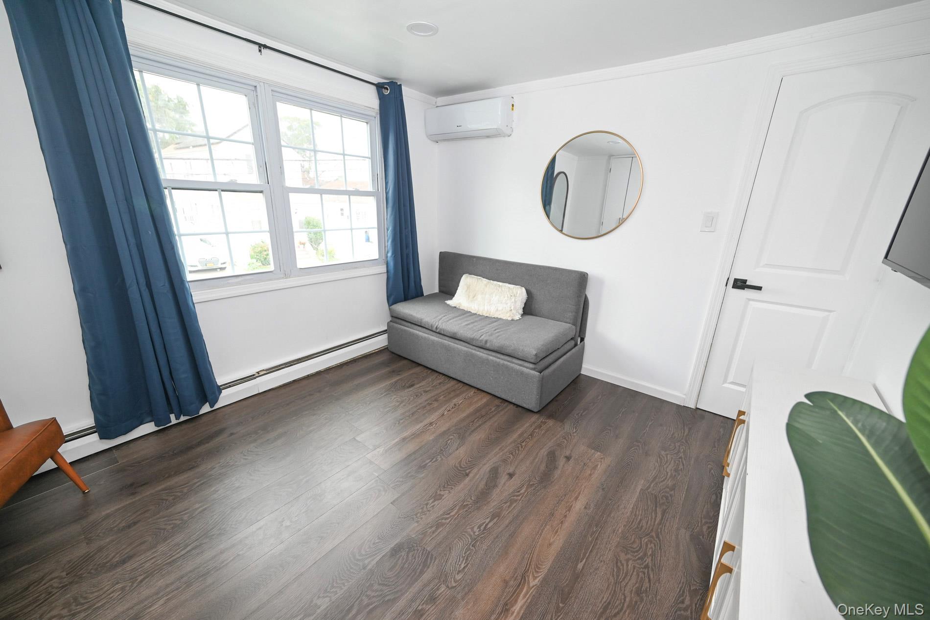 175 Arthur Avenue, Floral Park, NY 11001