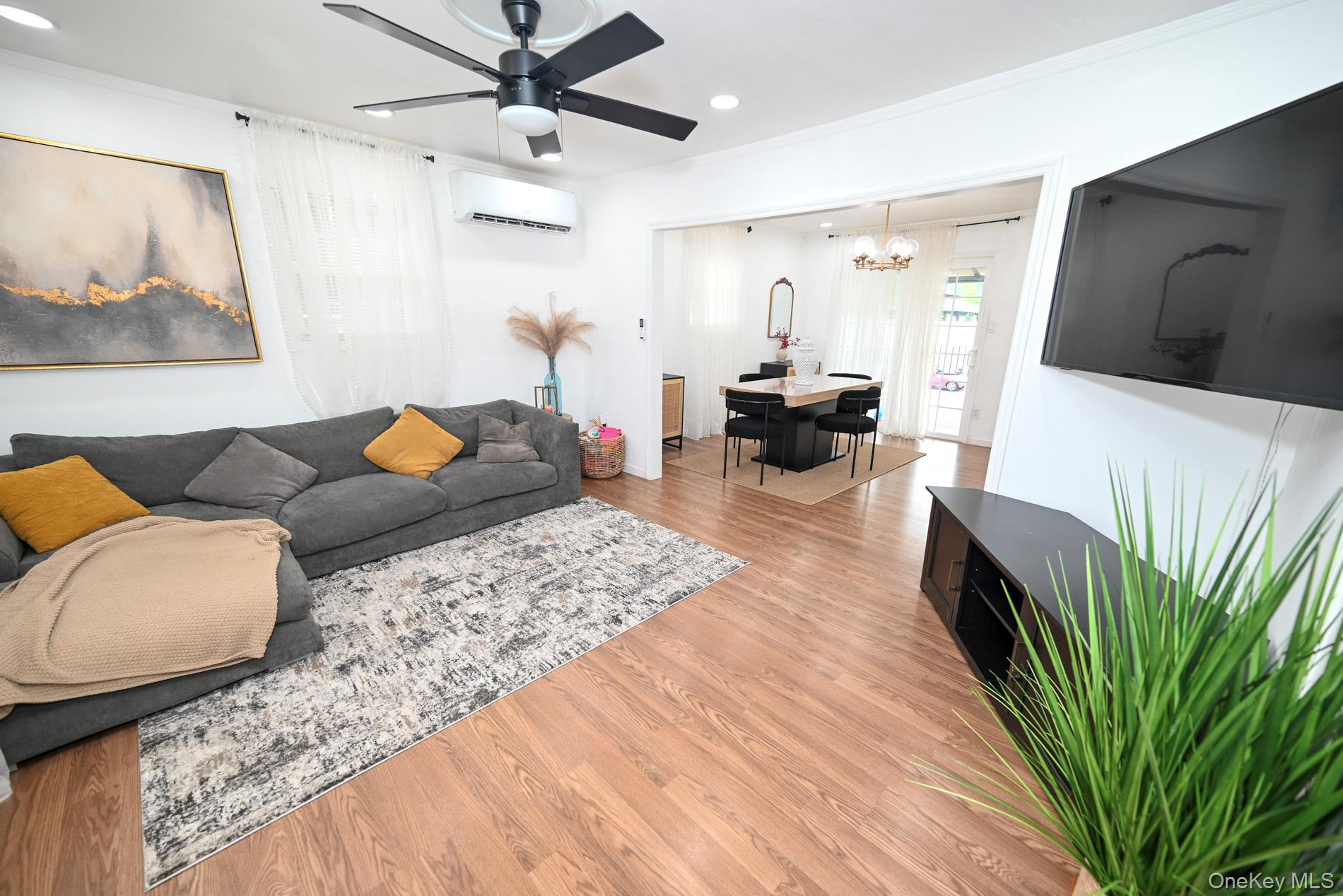 175 Arthur Avenue, Floral Park, NY 11001