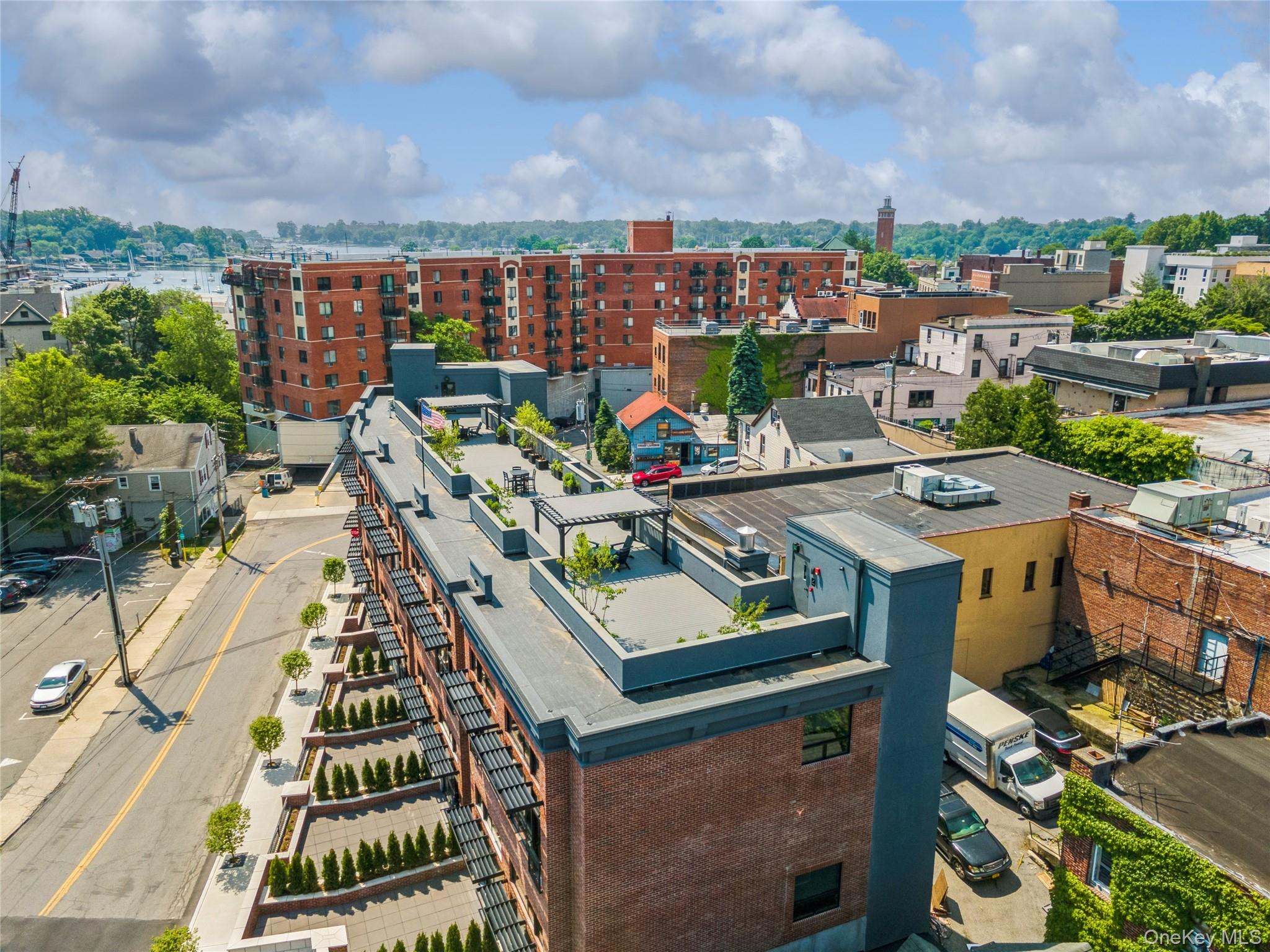 172 E Prospect Avenue # 304, Mamaroneck, NY 10543