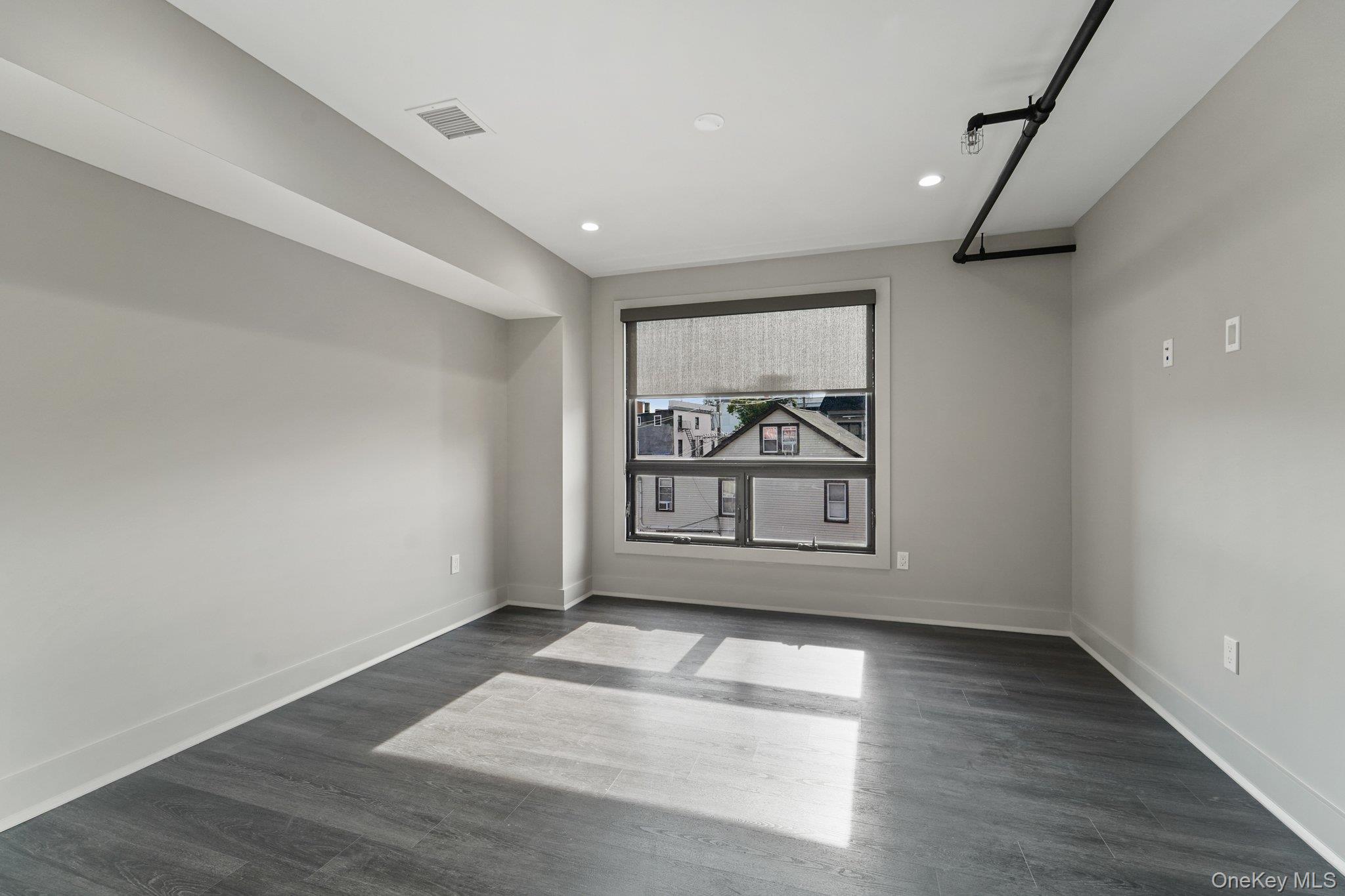 172 E Prospect Avenue # 304, Mamaroneck, NY 10543