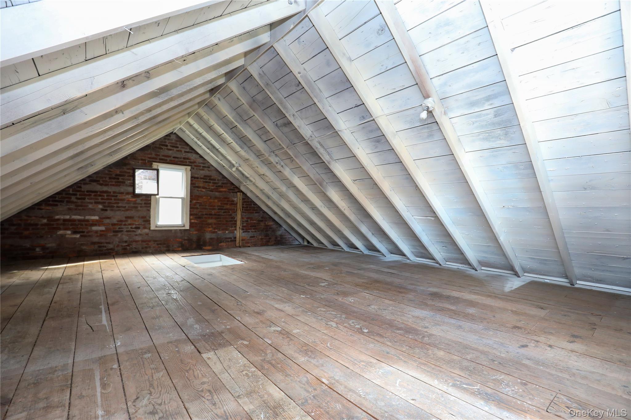 30 Pettit Avenue, Kingston, NY 12401