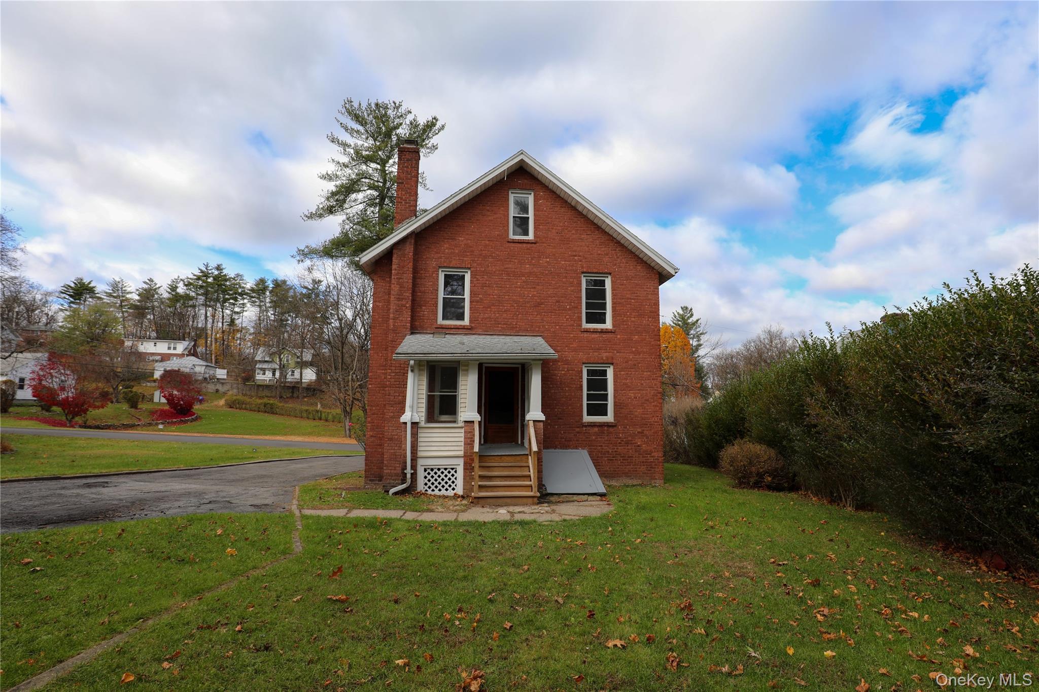 30 Pettit Avenue, Kingston, NY 12401