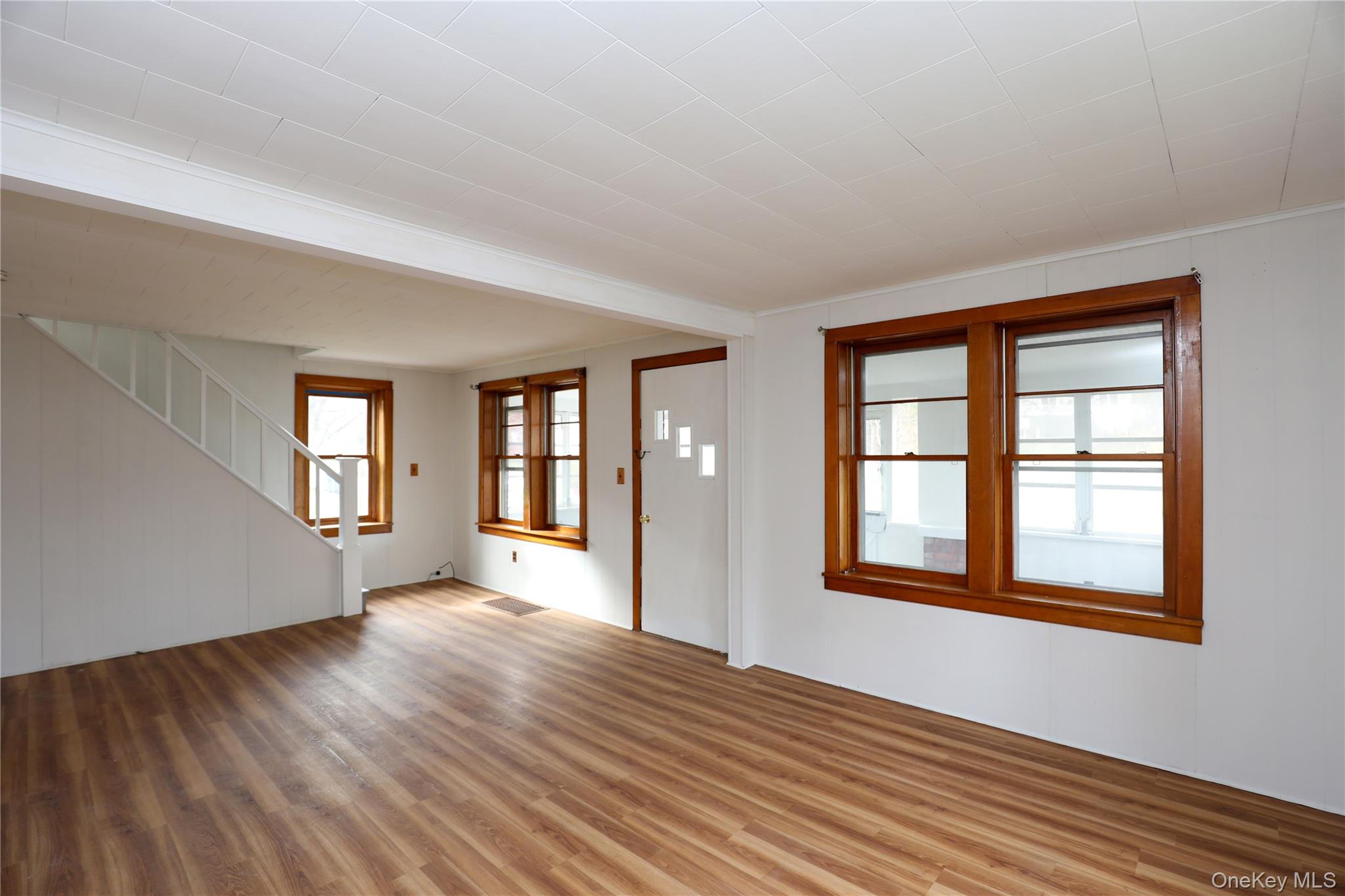 30 Pettit Avenue, Kingston, NY 12401