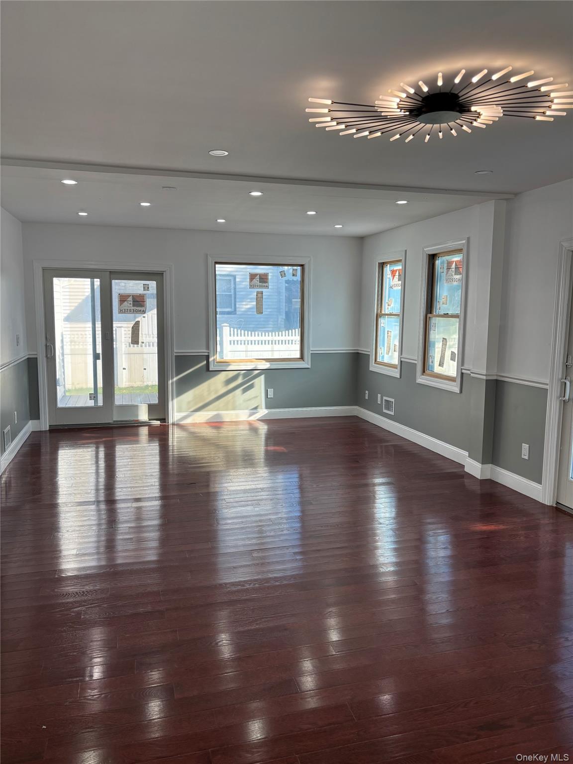 44 School Street, Malverne, NY 11565