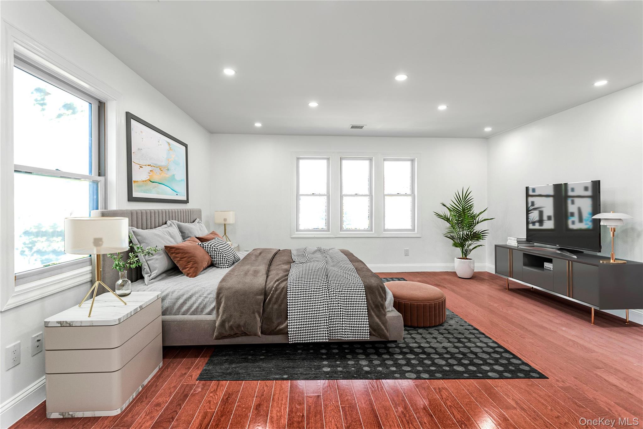 44 School Street, Malverne, NY 11565