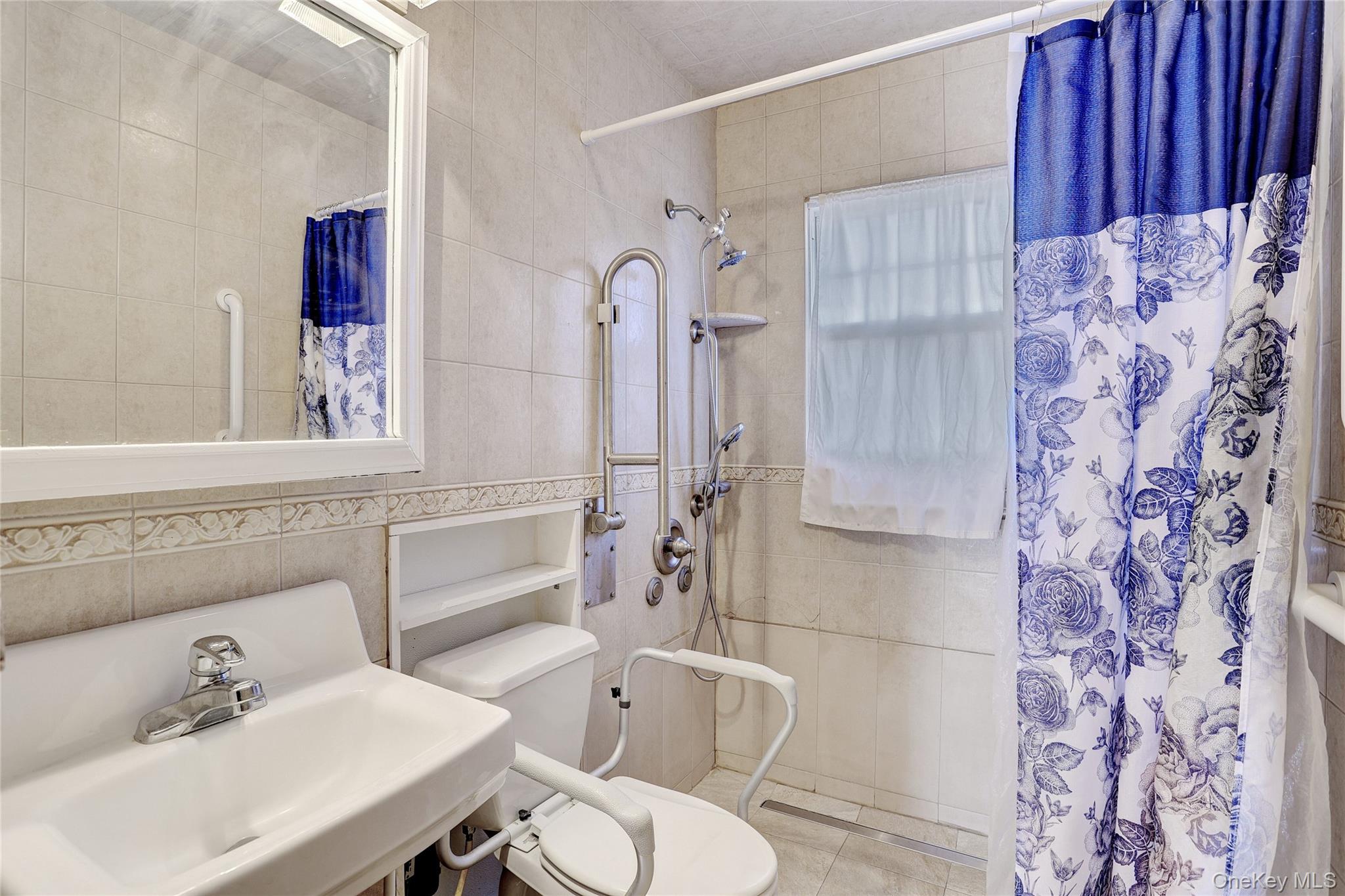 25 Rockland Terrace, Suffern, NY 10901