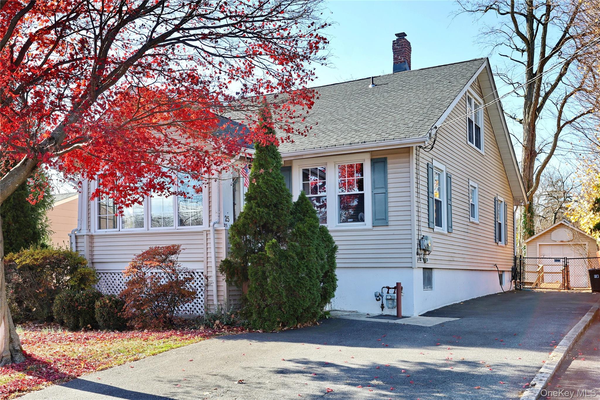 25 Rockland Terrace, Suffern, NY 10901