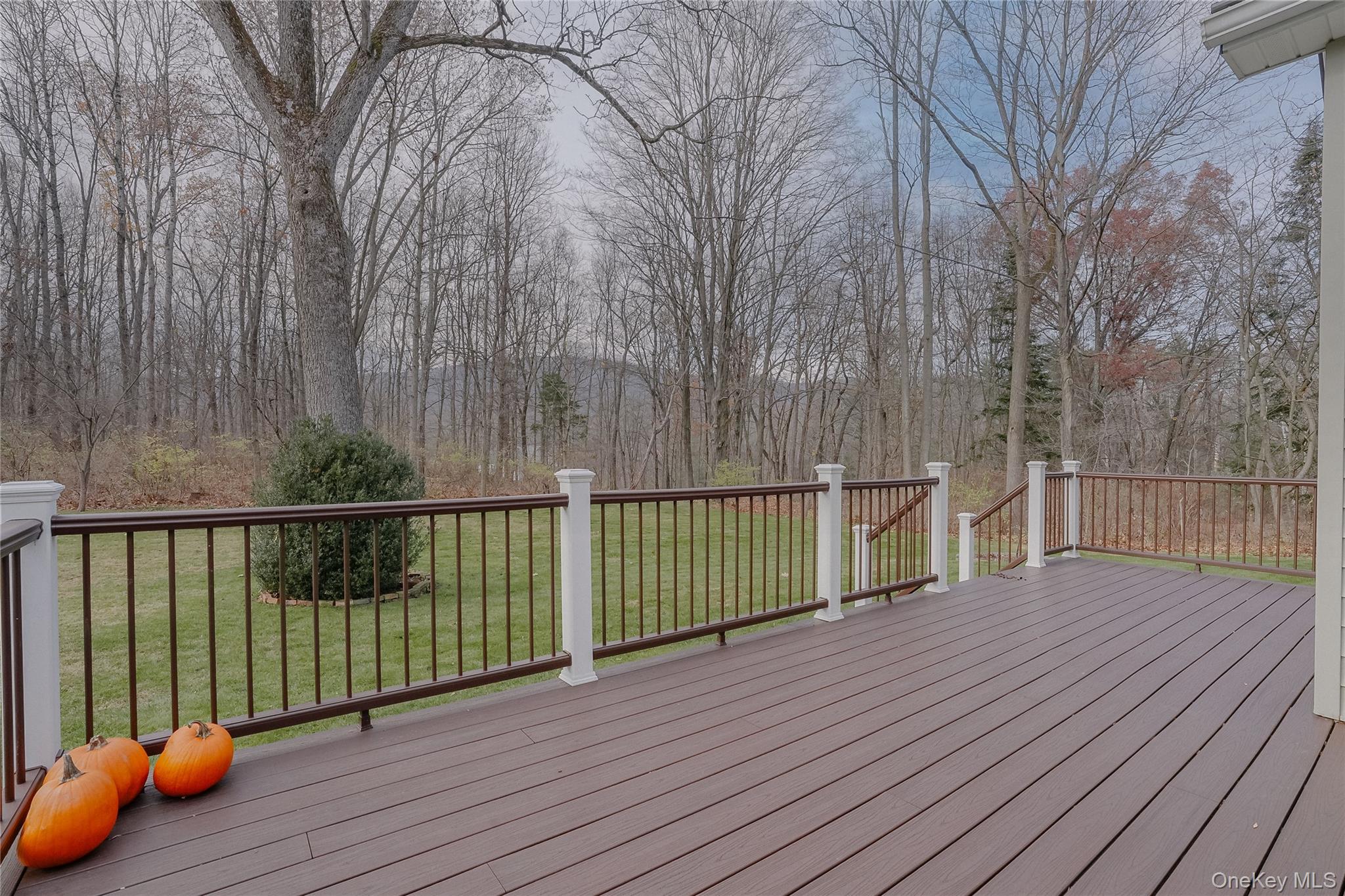 95 Ulster Avenue, Ulster Park, NY 12487