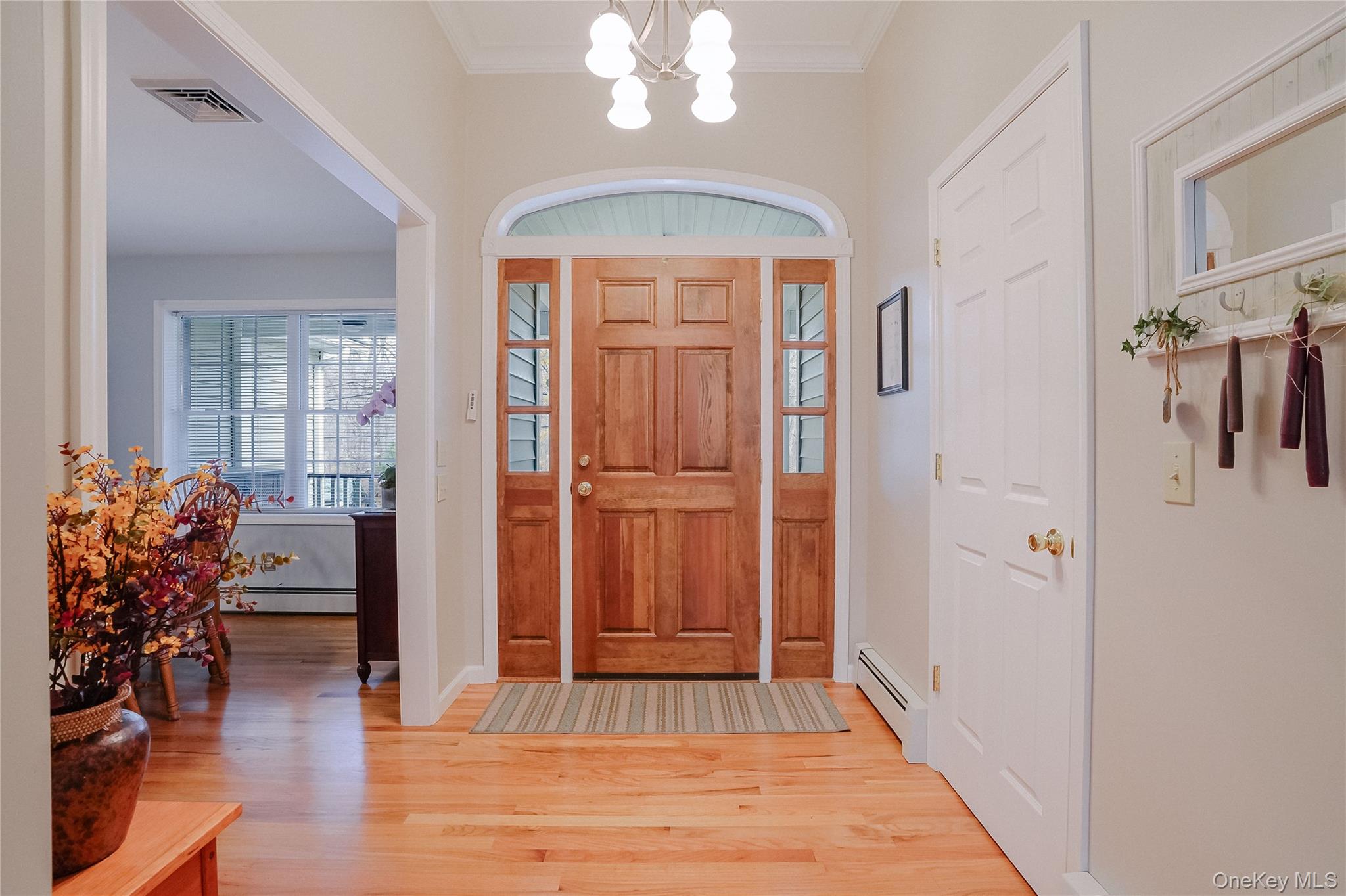 95 Ulster Avenue, Ulster Park, NY 12487