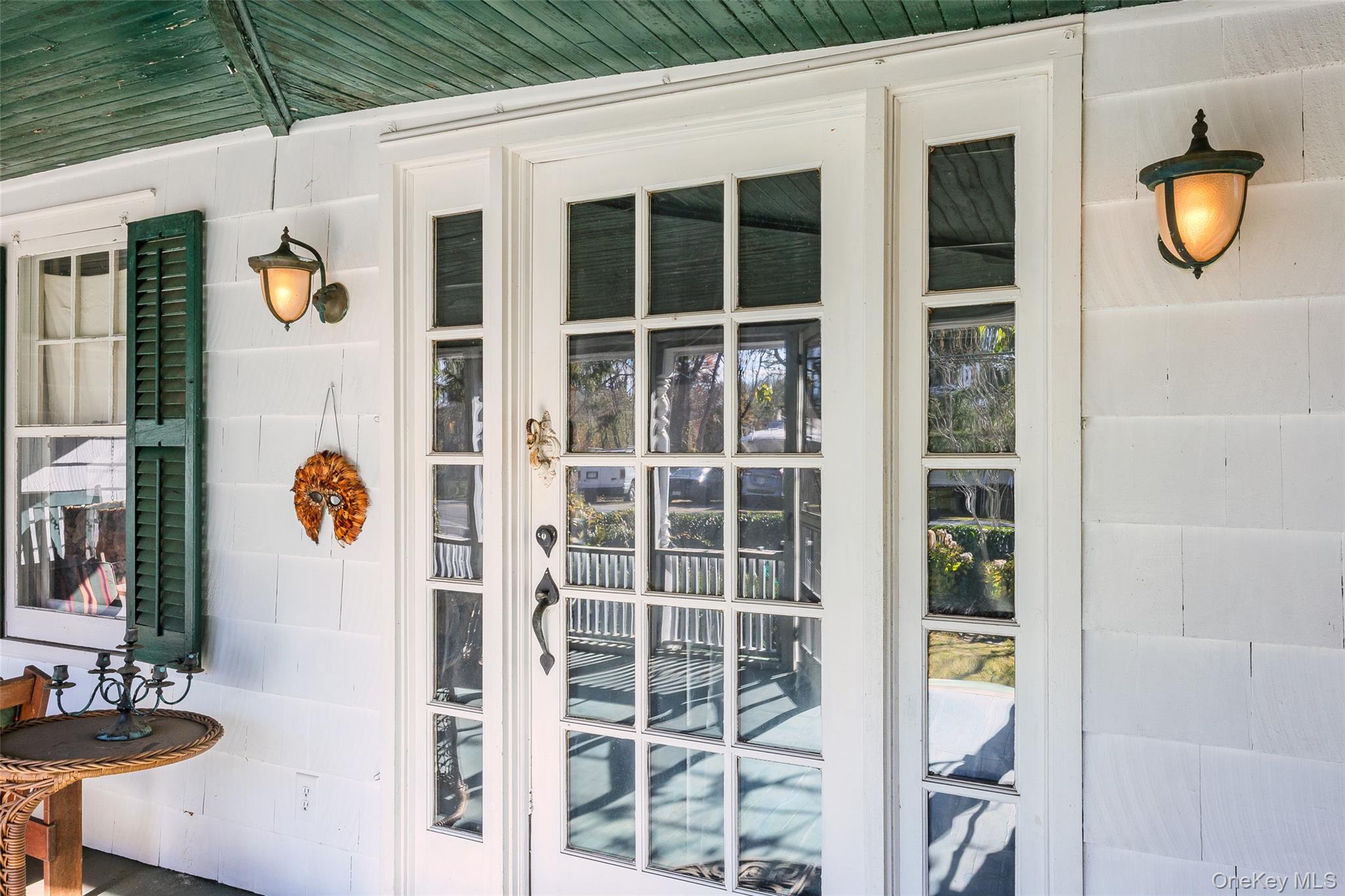 403 Middle Road, Bayport, NY 11705