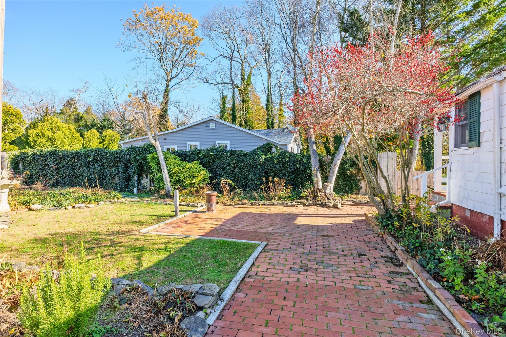 403 Middle Road, Bayport, NY 11705