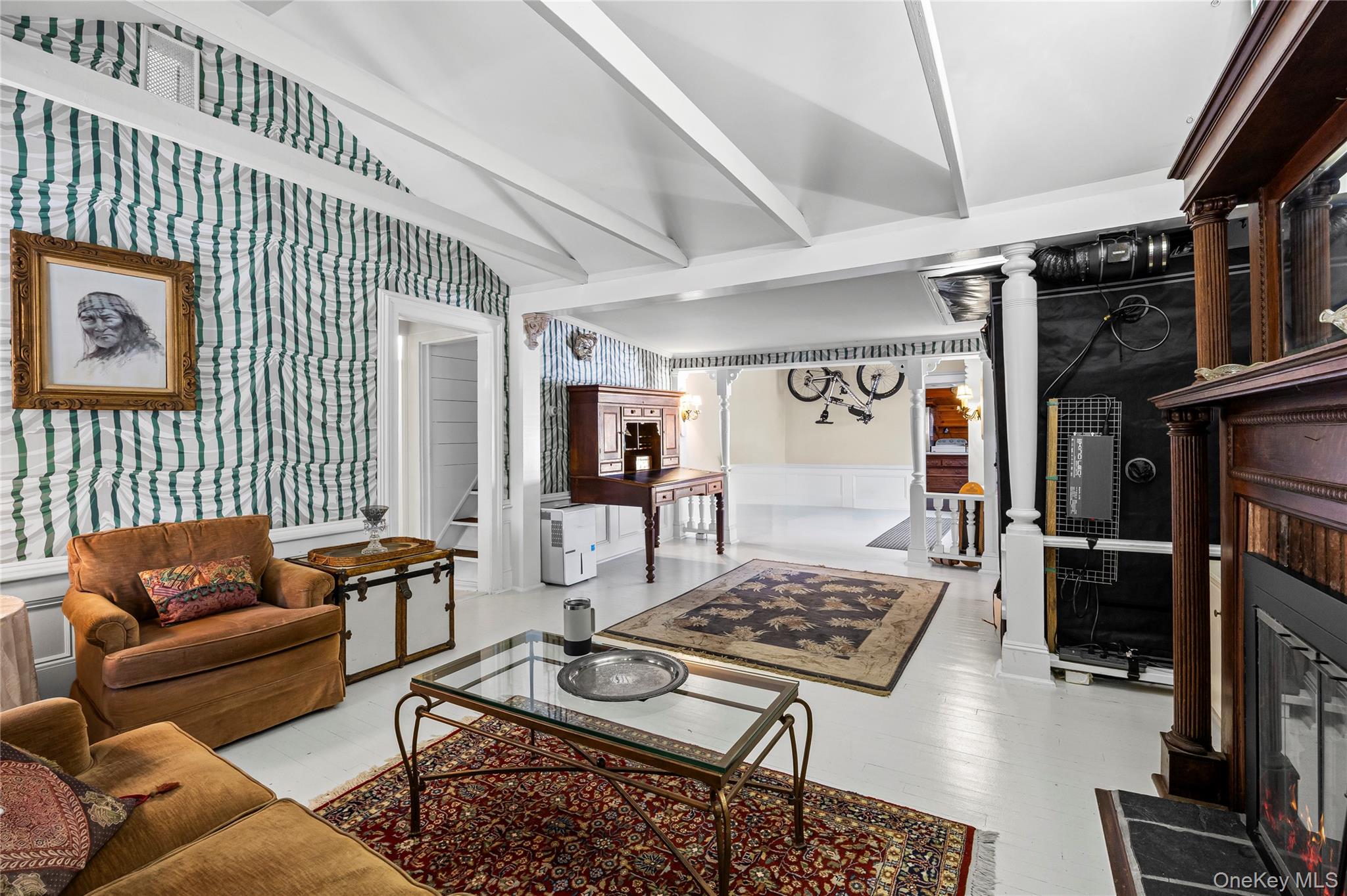 403 Middle Road, Bayport, NY 11705