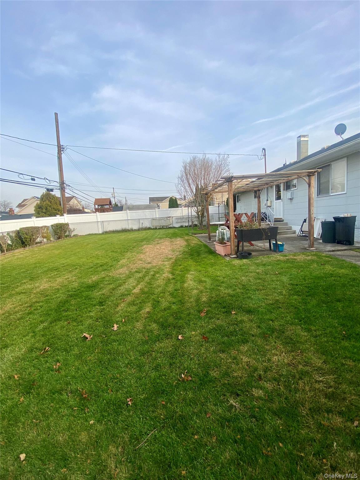 816 Anderson Avenue, Franklin Square, NY 11010