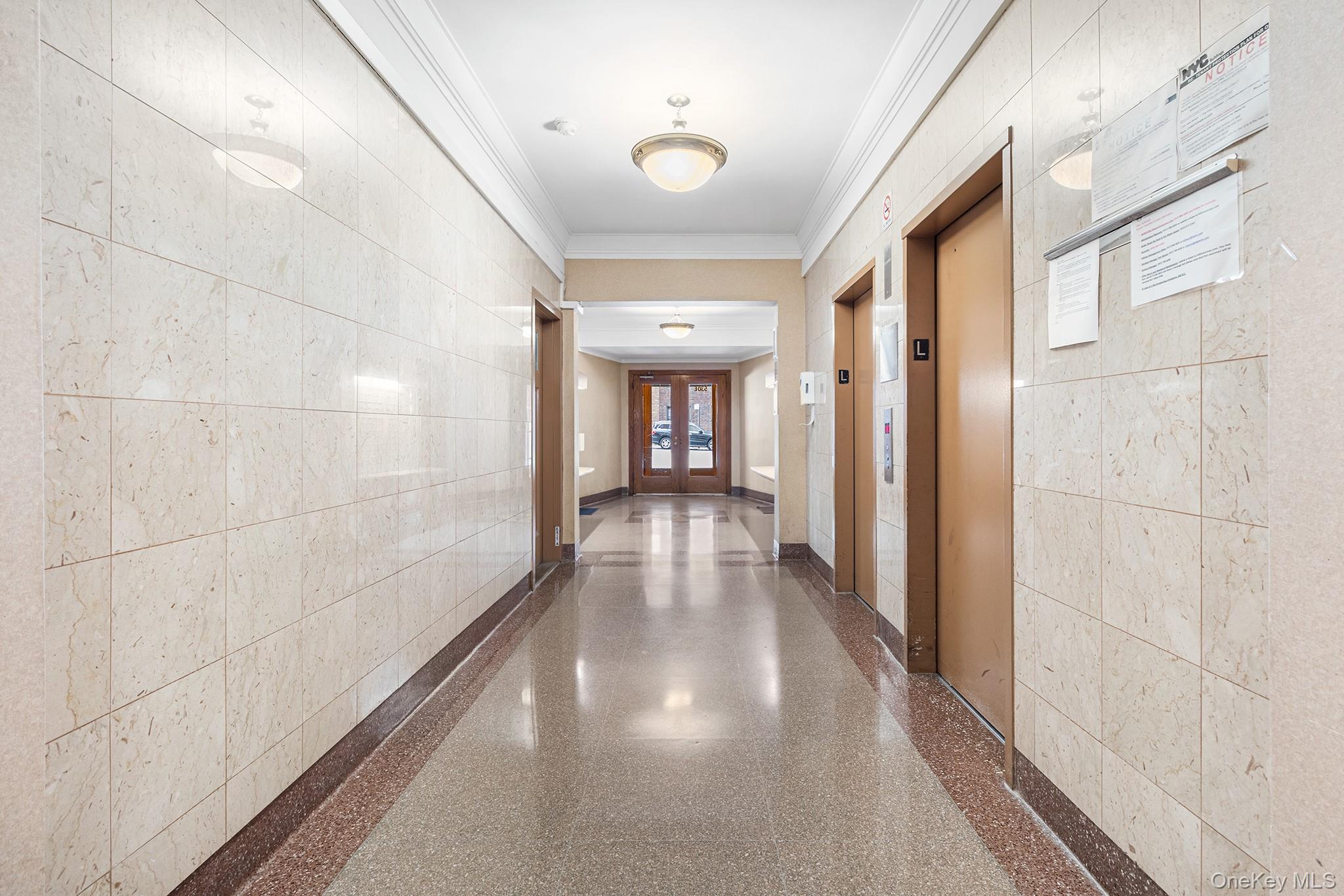 530 Grand Street # 8E, New York (Manhattan), NY 10002