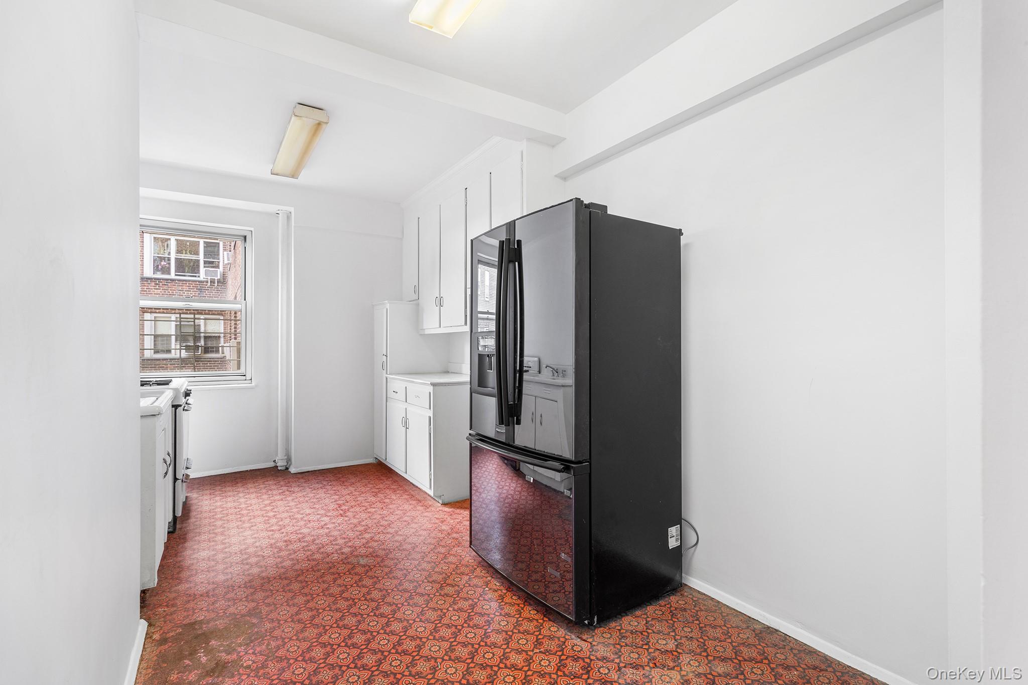 530 Grand Street # 8E, New York (Manhattan), NY 10002