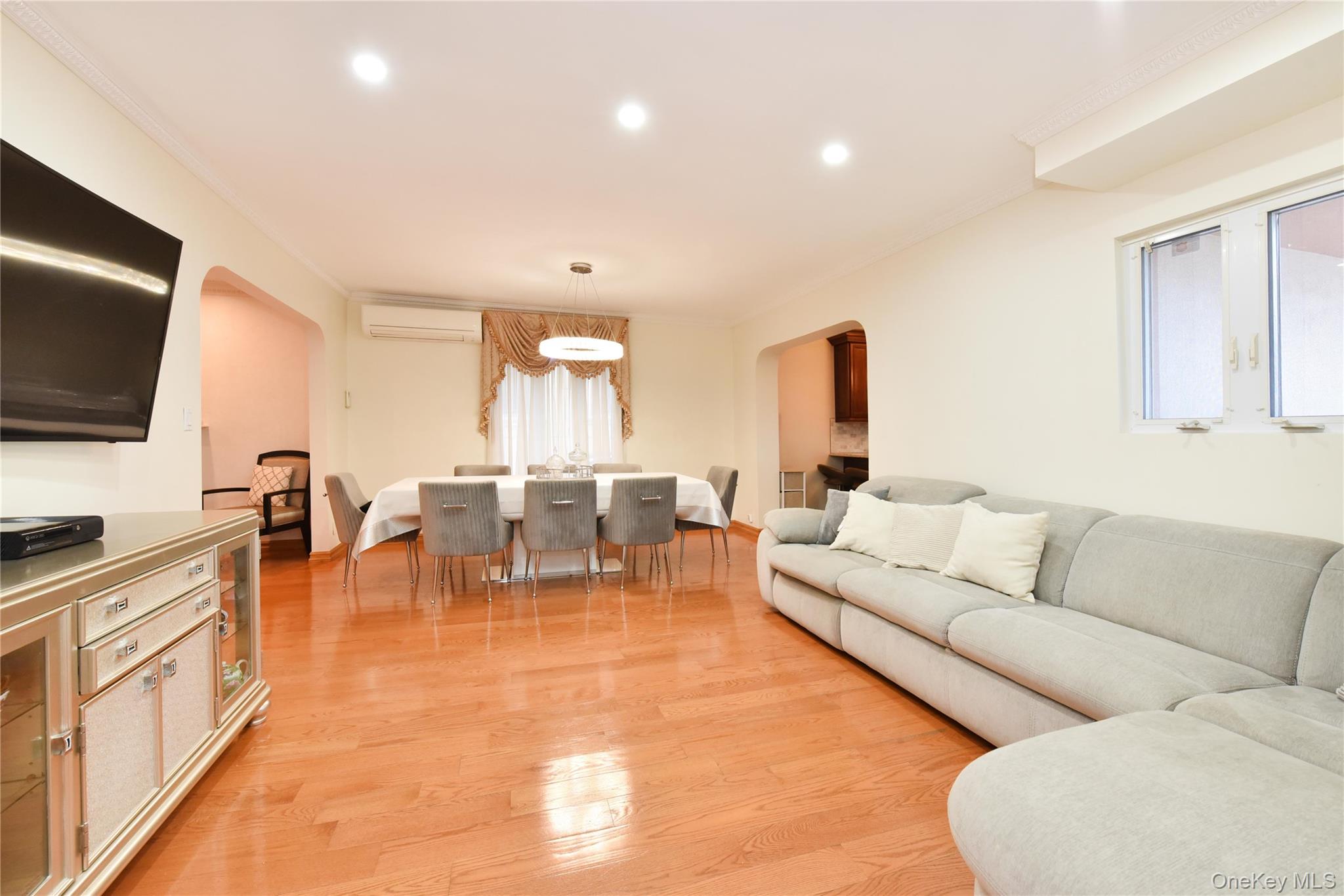 80-46 212th Street, Hollis Hills, NY 11427