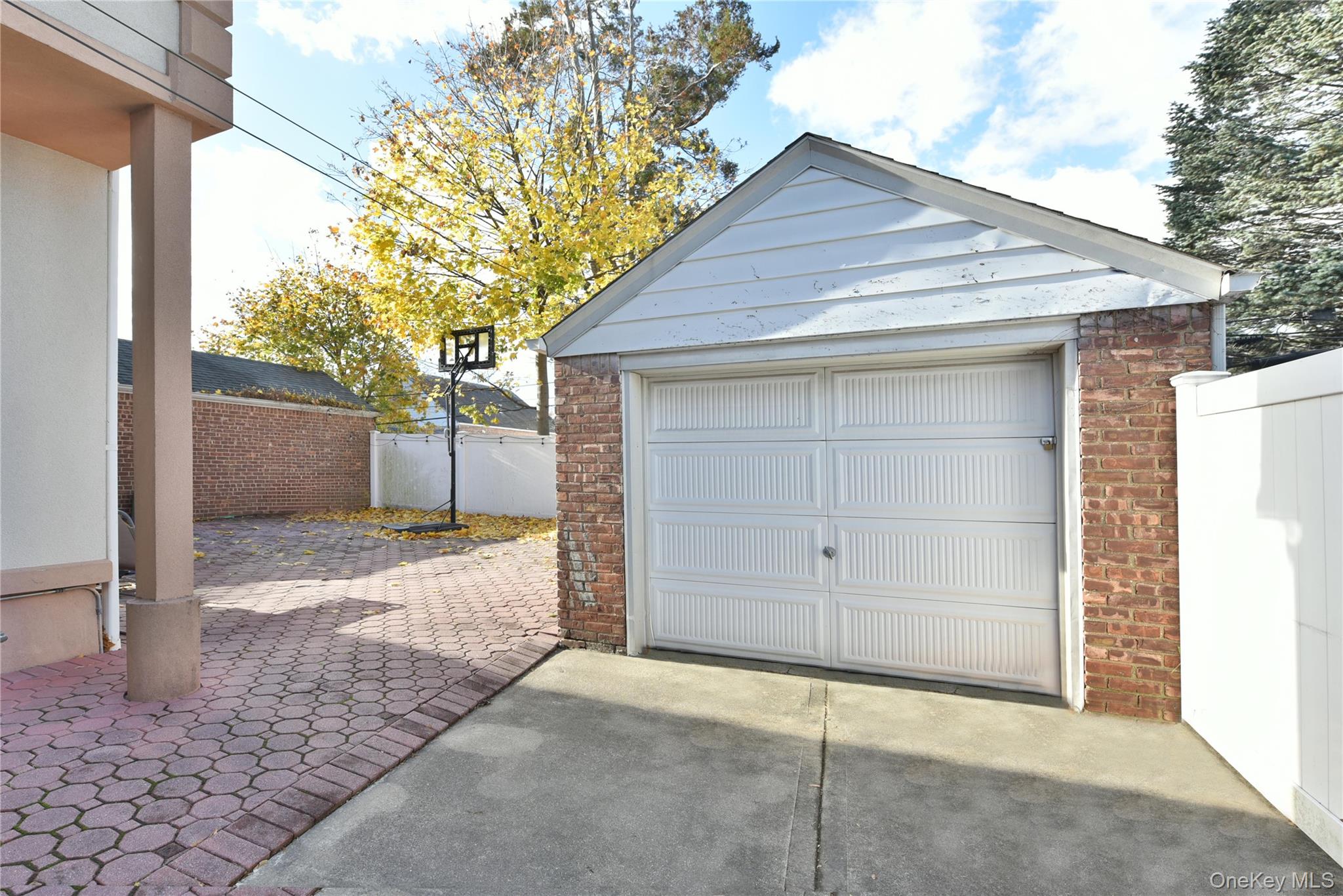 80-46 212th Street, Hollis Hills, NY 11427