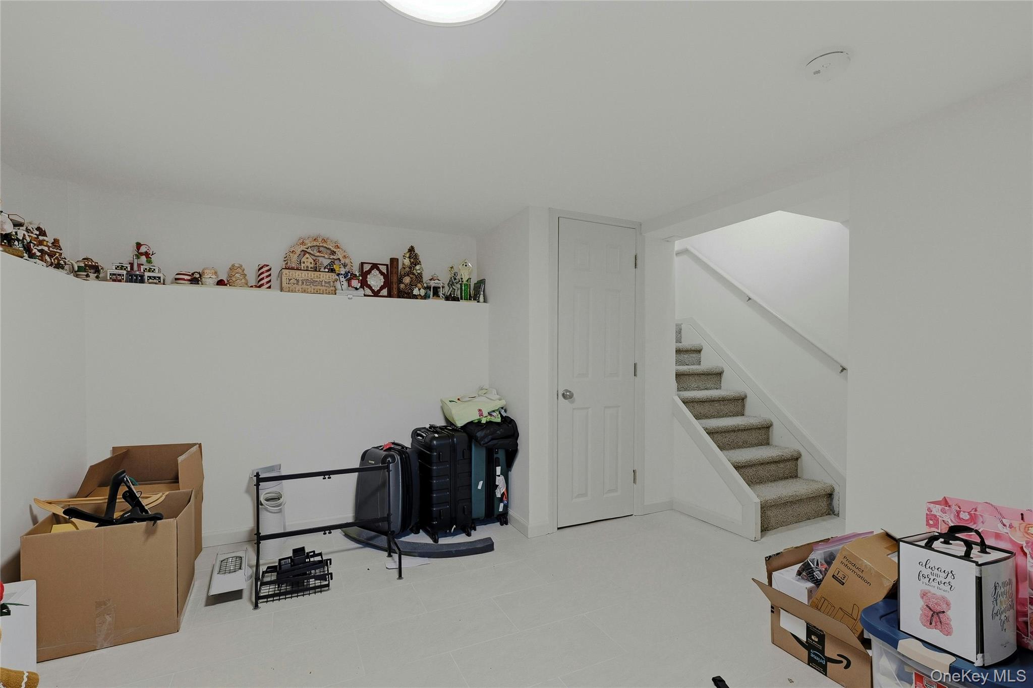 87 Root Avenue, Central Islip, NY 11722