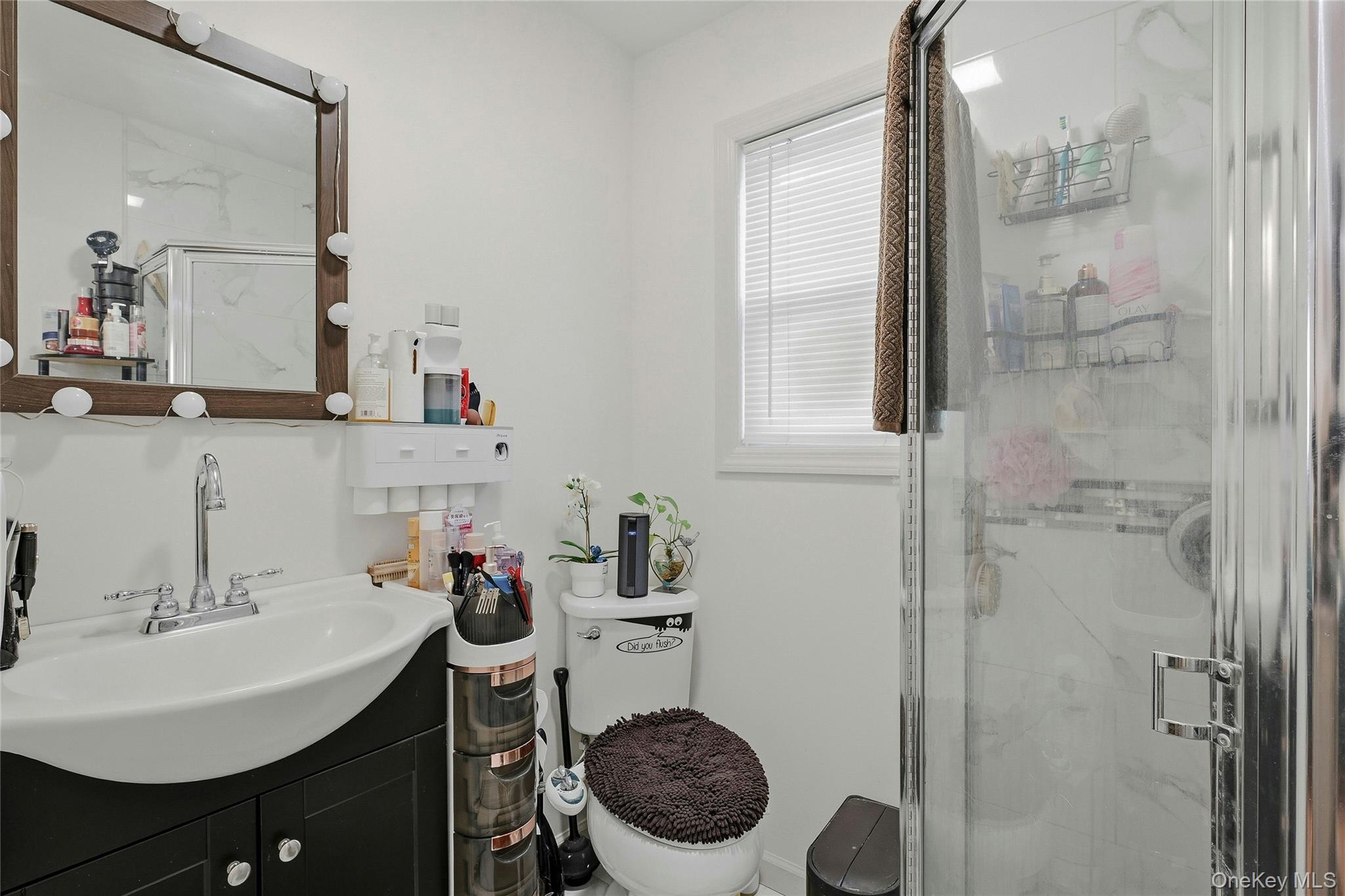 87 Root Avenue, Central Islip, NY 11722