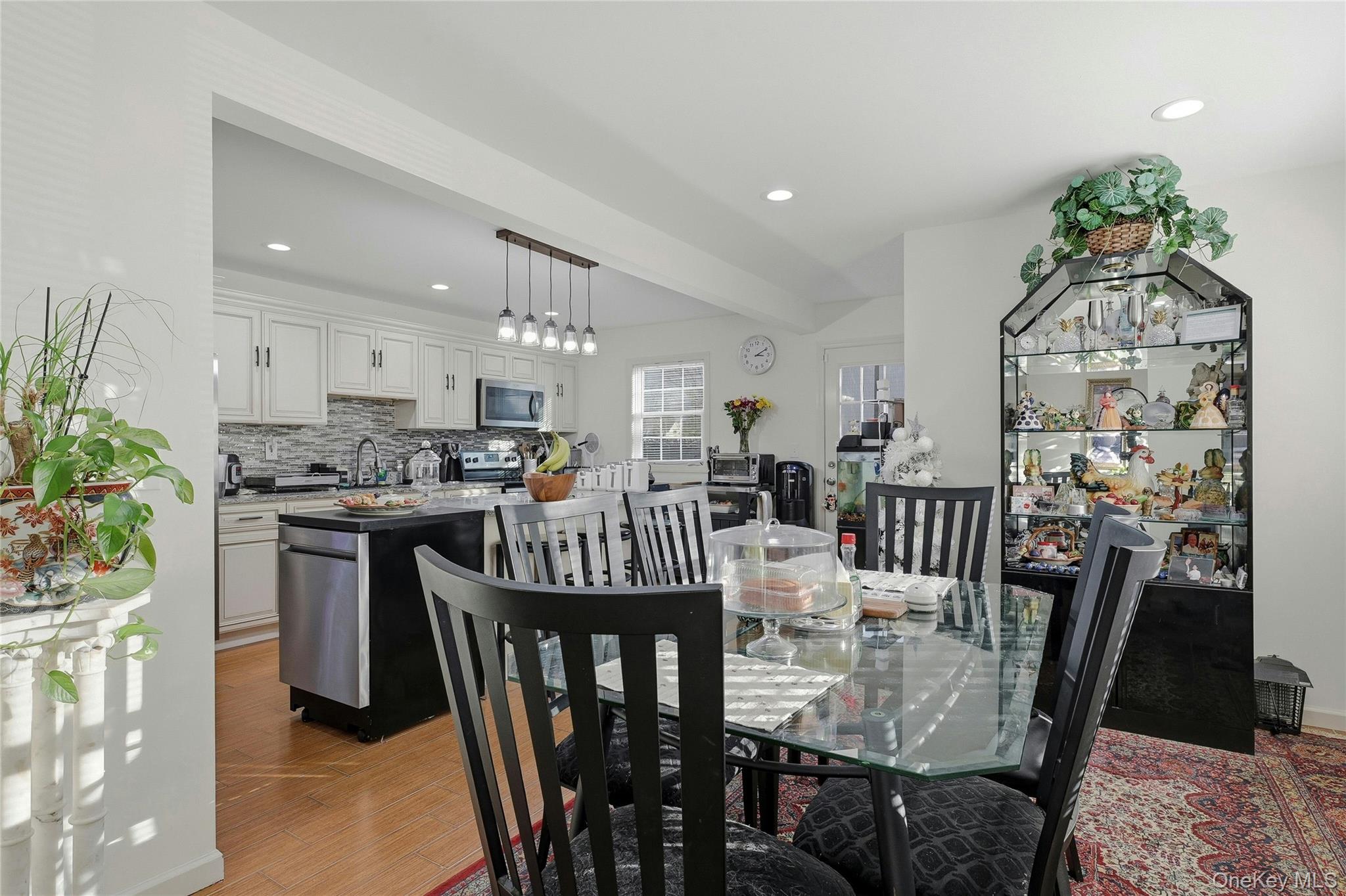 87 Root Avenue, Central Islip, NY 11722